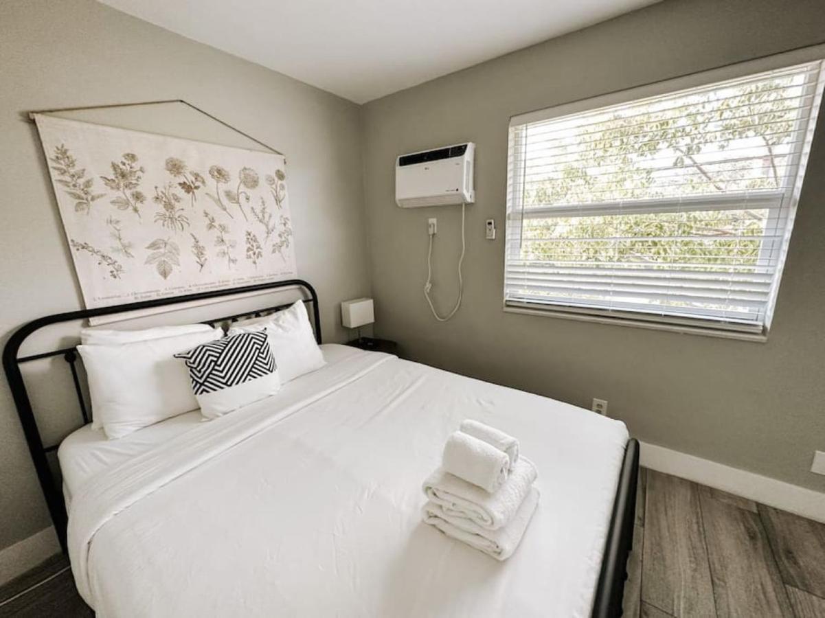 Rustic Retreats Cozy 1br For 4 Guests Minutes From Olas Apartment