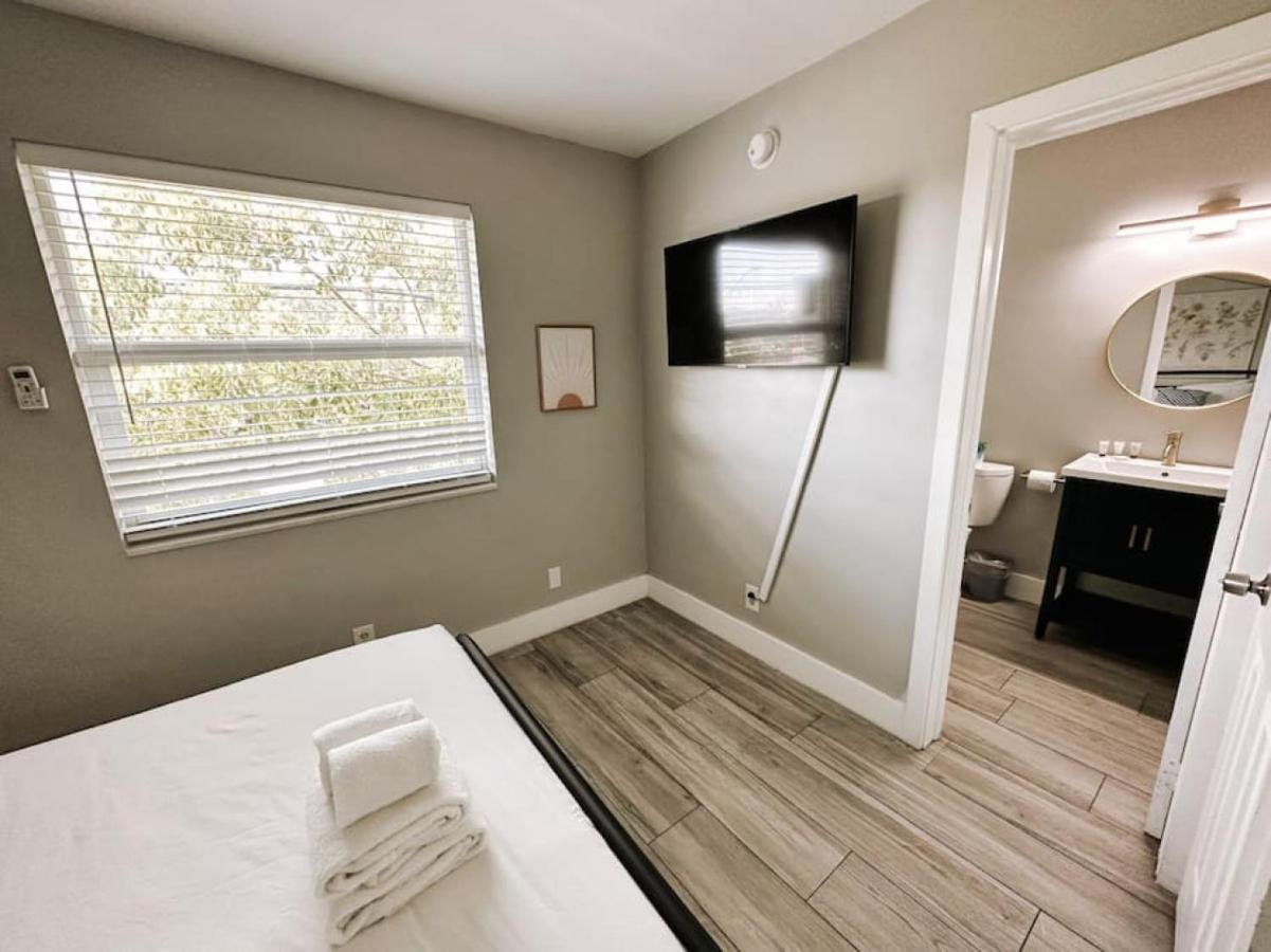 Rustic Retreats Cozy 1br For 4 Guests Minutes From Olas Apartment *