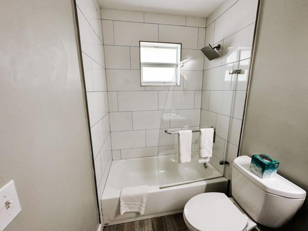 Rustic Retreats Cozy 1br For 4 Guests Minutes From Olas Apartment