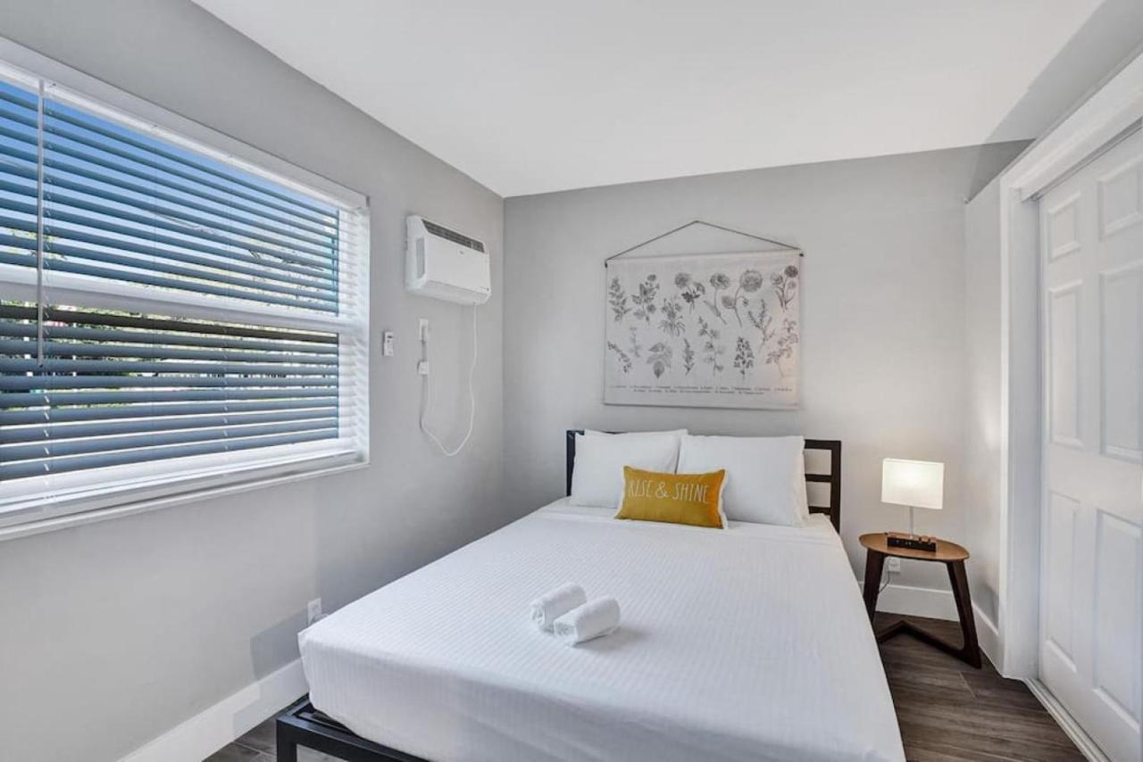 Rustic Retreats Beachy 1br For 4 Guests In The Heart Of Lauderdale Apartment *