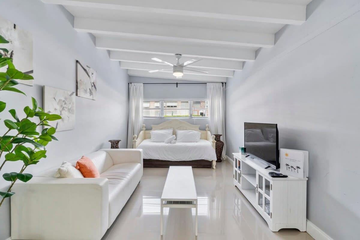 Coconut Walk To The Beachcomfy Beds Firepit Pool *