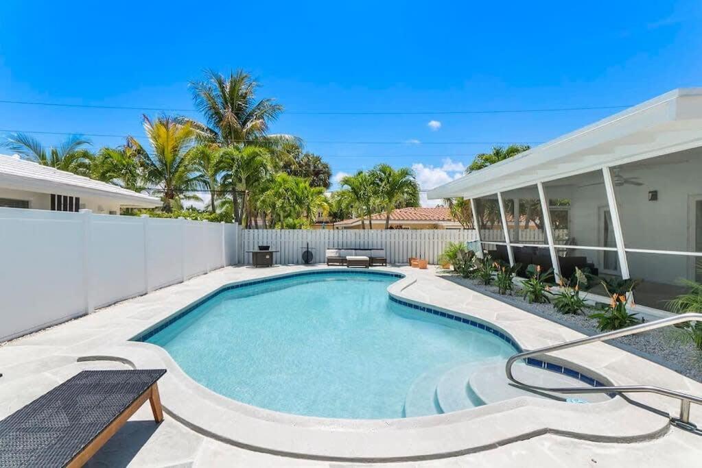 Apartment Coconut Walk To The Beachcomfy Beds Firepit Pool Fort Lauderdale