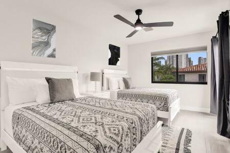 New 4br W Pool Walk To Olas 5mins To Fort Lauderdale
