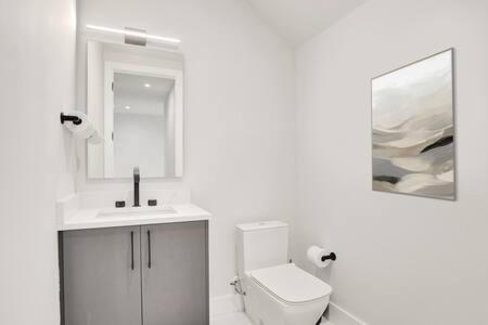 New 4br W Pool Walk To Olas 5mins To