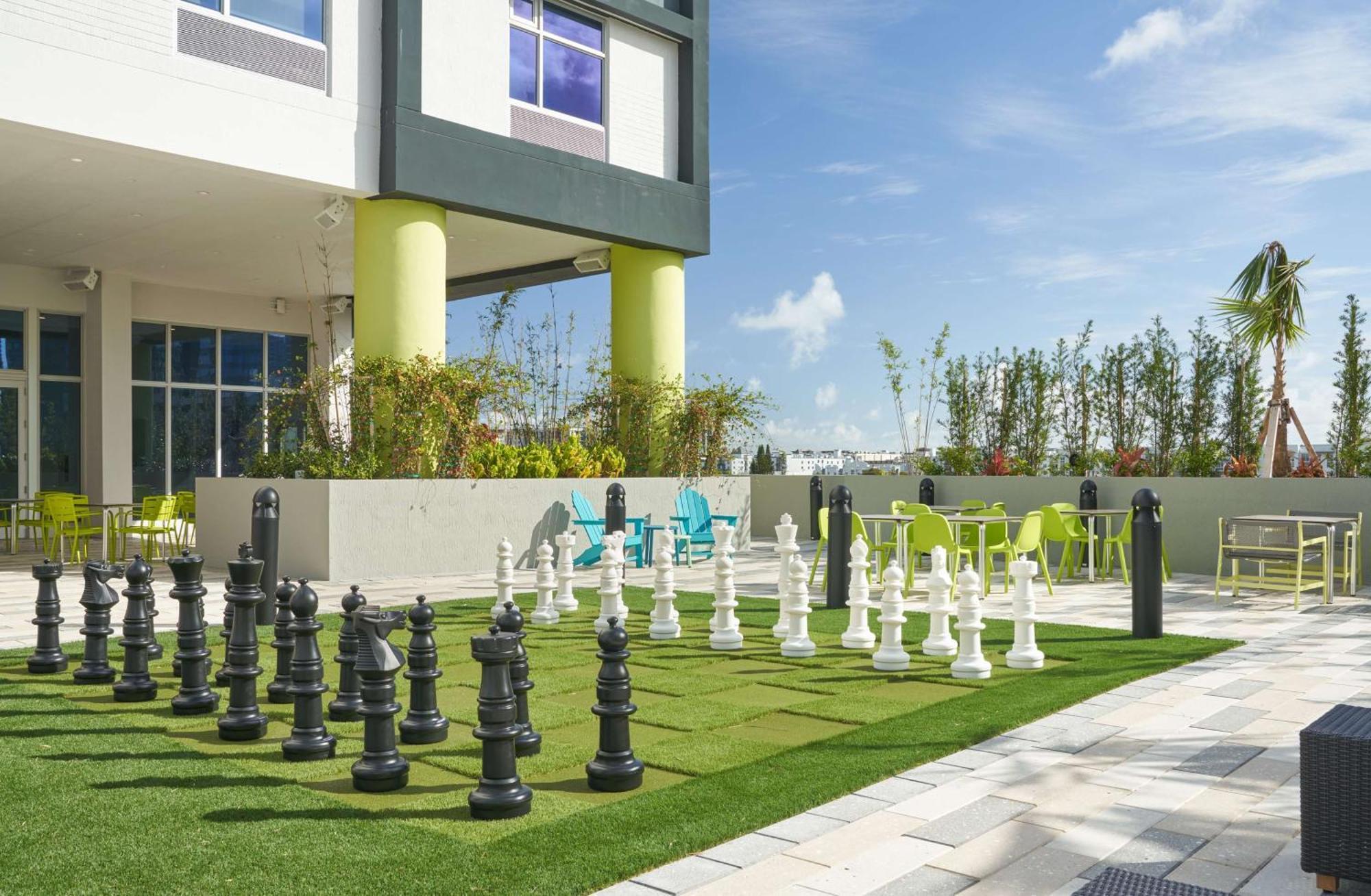 Tru By Hilton Lauderdale Downtown-flagler Village Hotel Fort Lauderdale