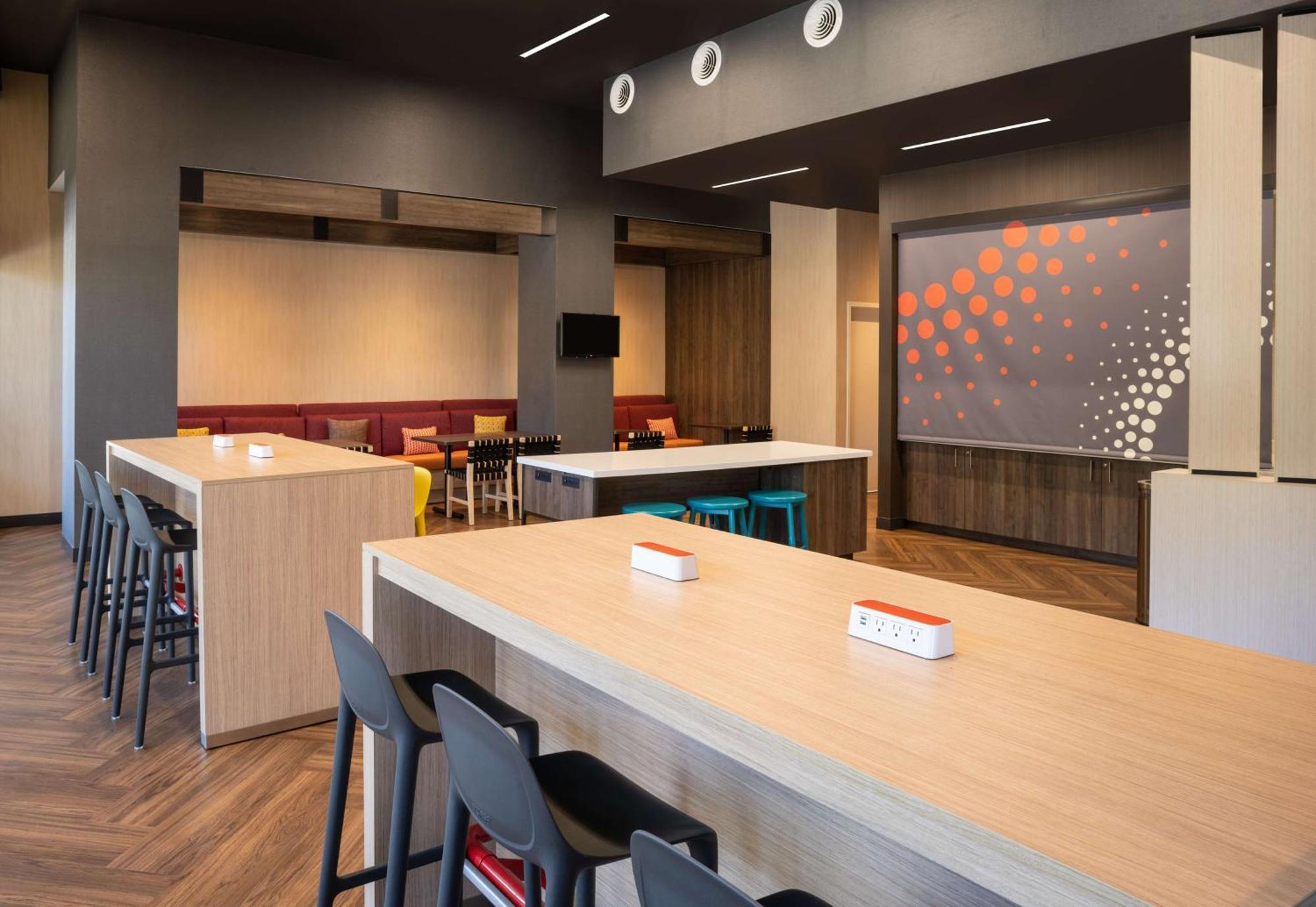 Hotel Tru By Hilton Lauderdale Downtown-flagler Village Fort Lauderdale