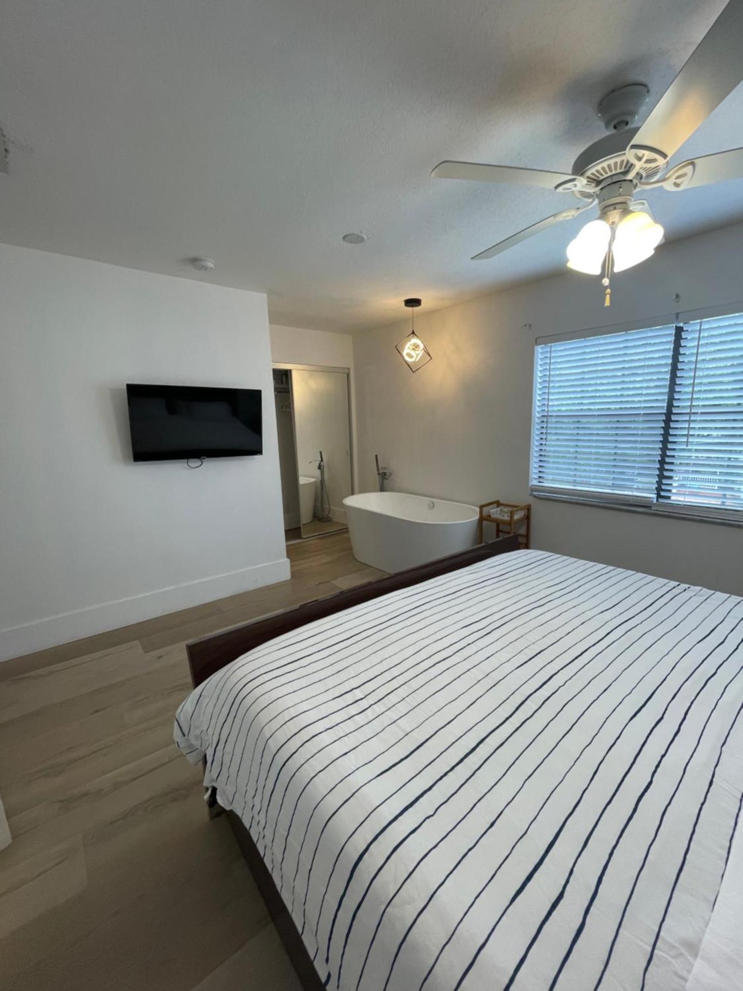 Apartment Cozy Downtown On Water *