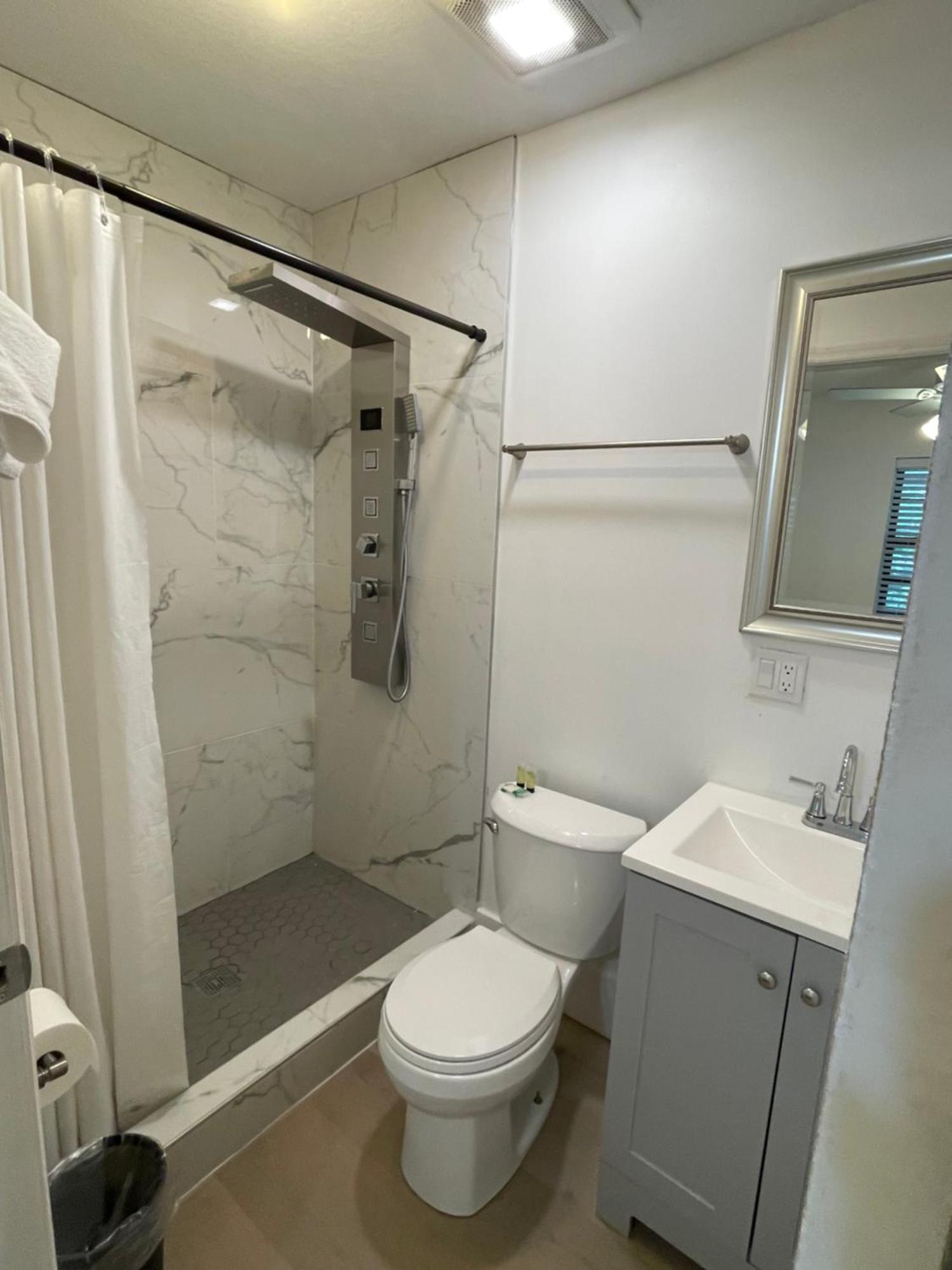 Cozy Downtown On Water Apartment Fort Lauderdale