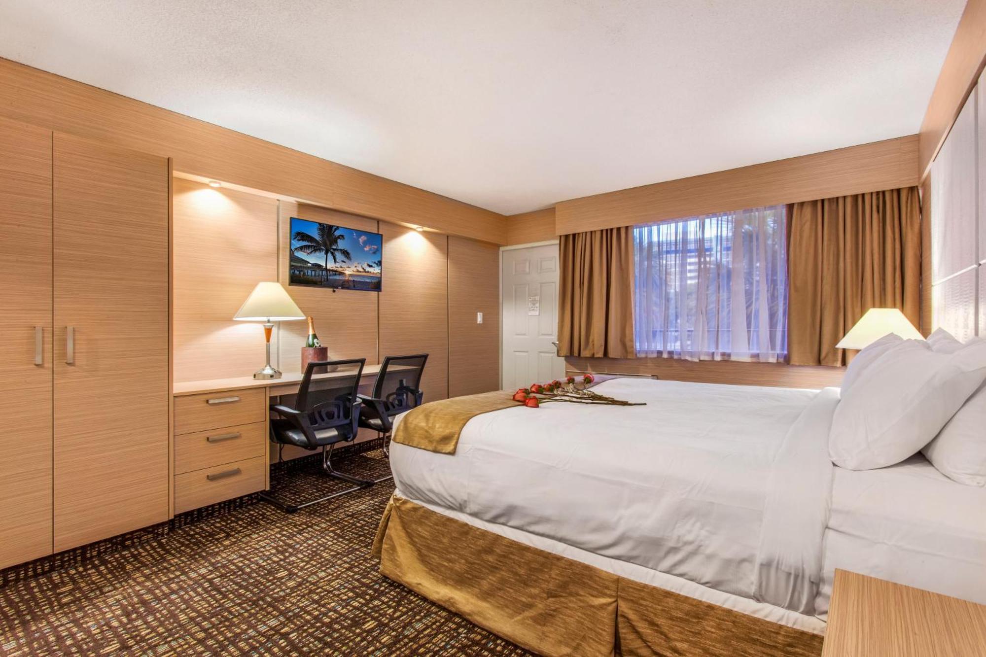 Hotel Ocean Palace Fort Lauderdale