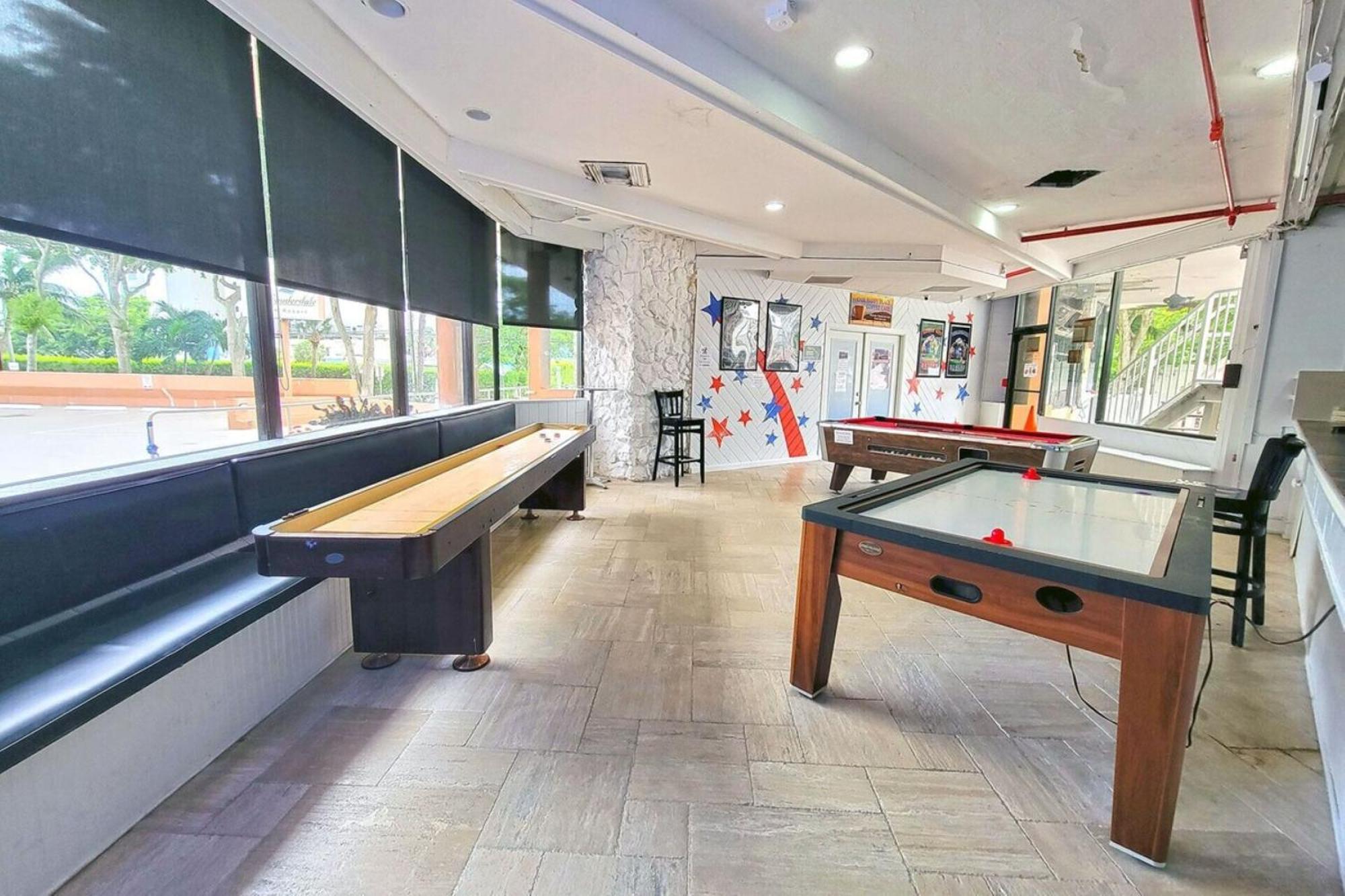 Apartment Lauderdale By Vacatia