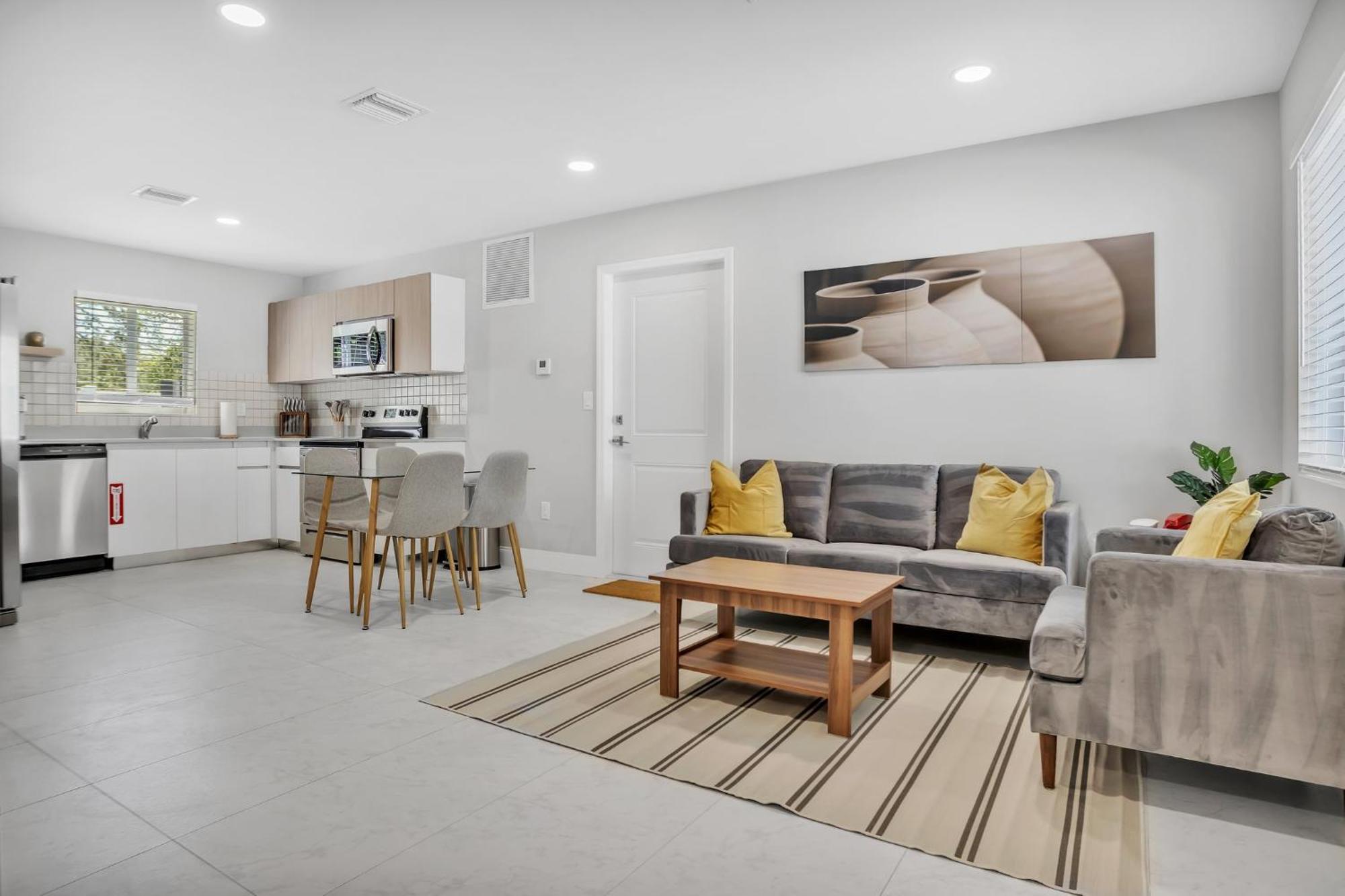 Villa Sistrunk Shades #2 New Downtown Lauderdale Townhomes Fort Lauderdale