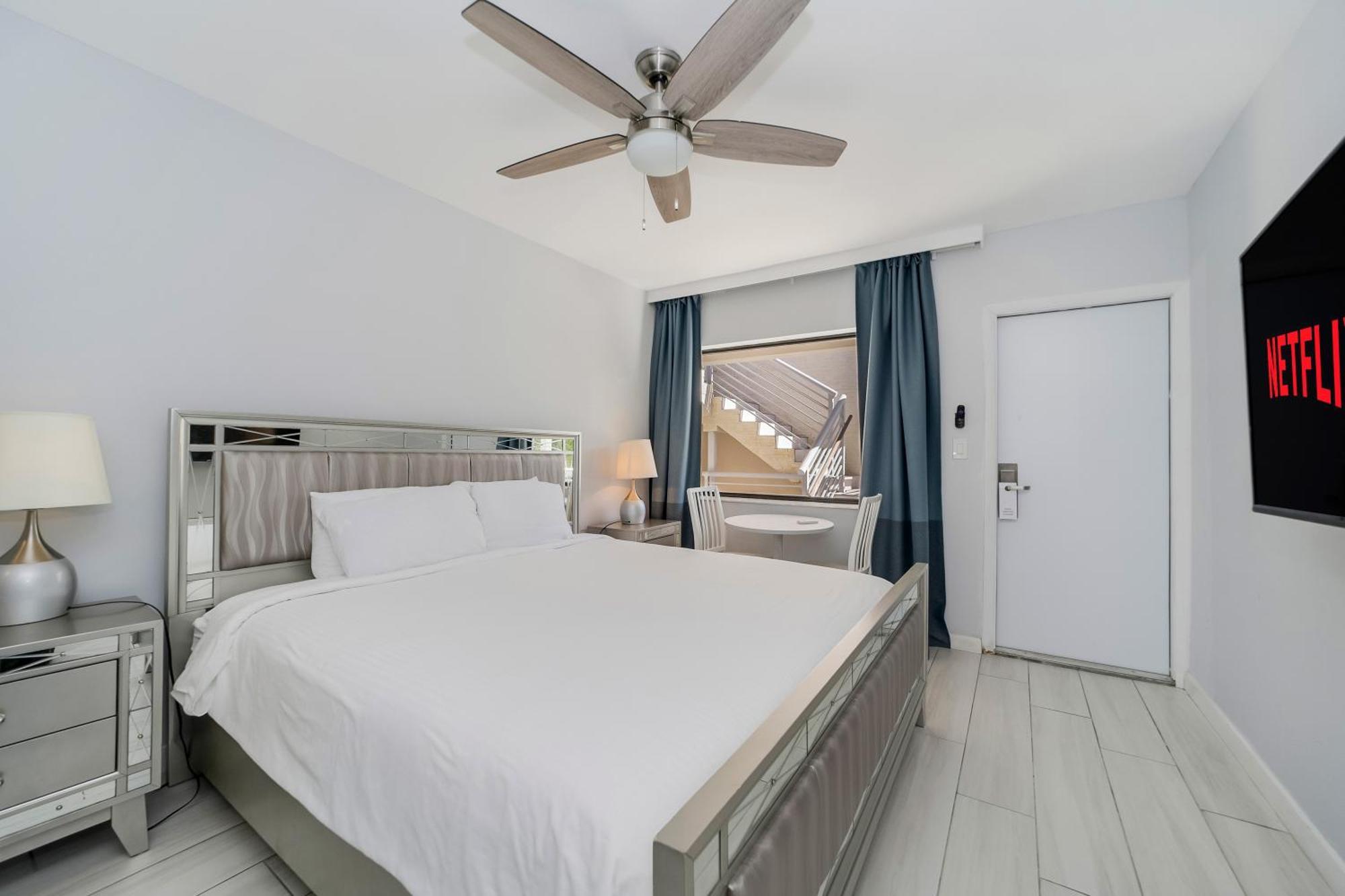 Hotel Deco Boutique