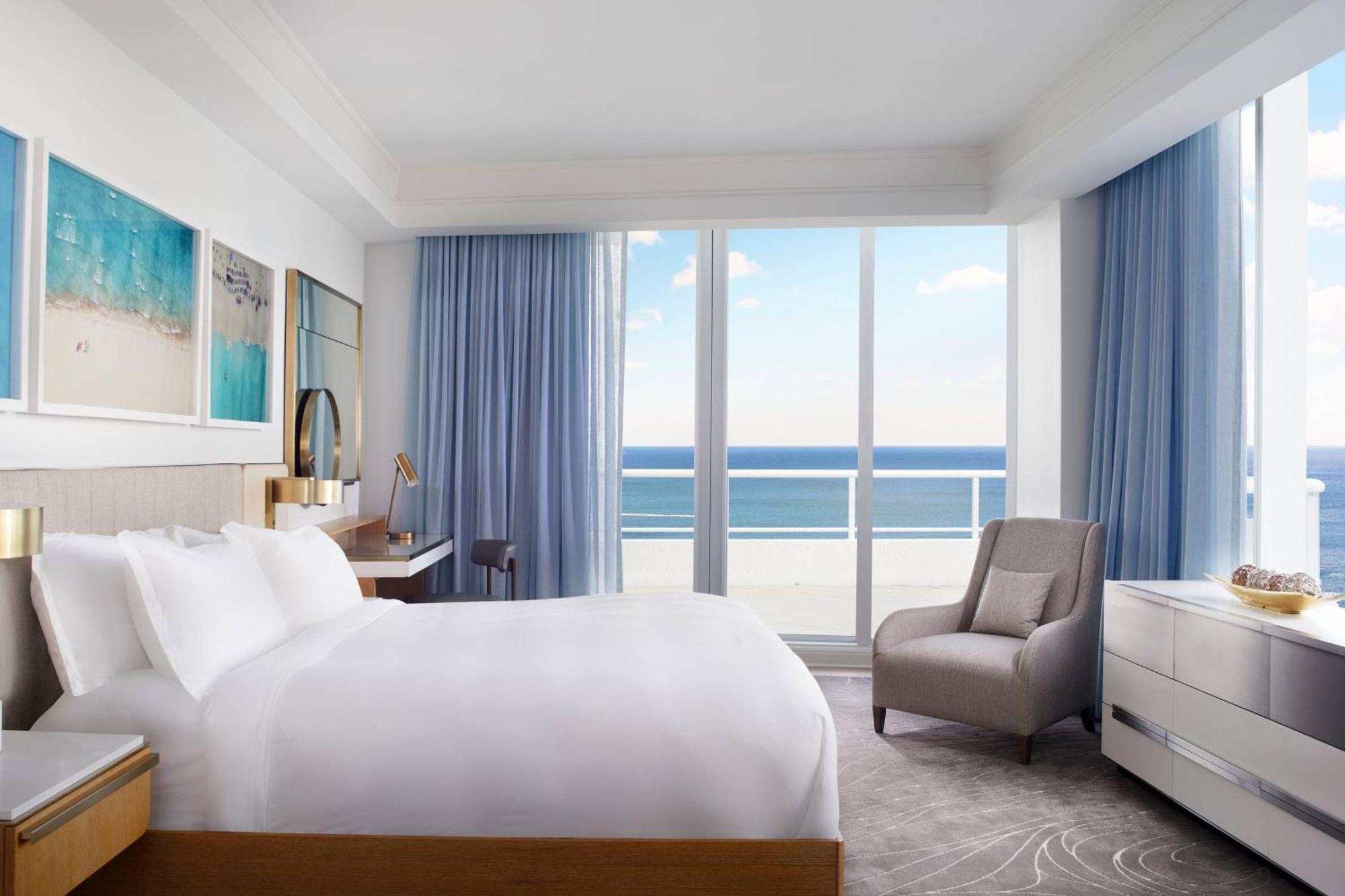 The Ritz-carlton, Lauderdale Hotel 5*