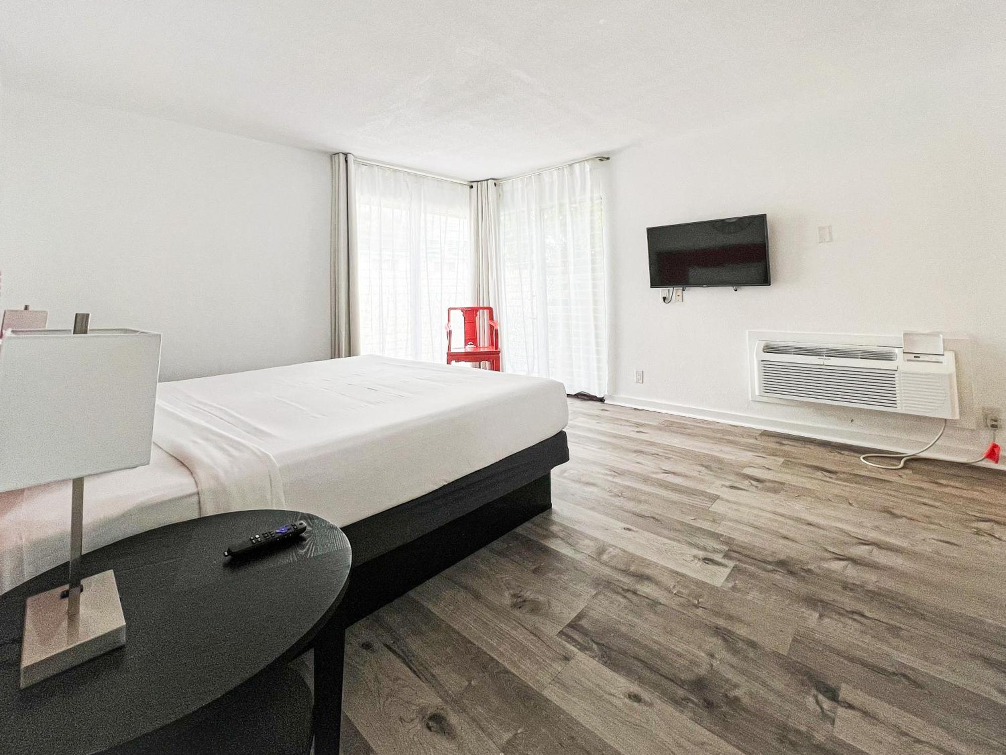 Winterset Hotel