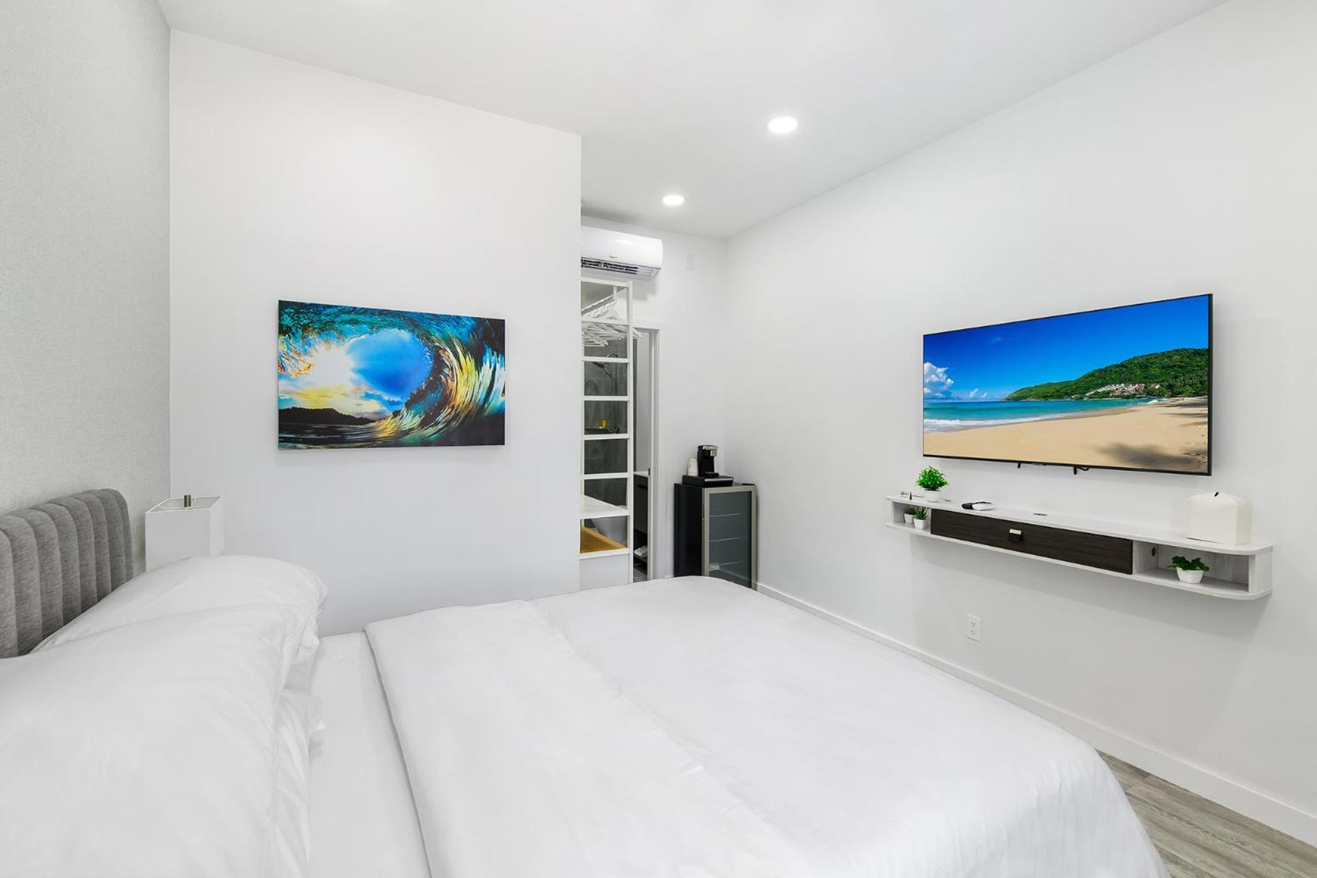 The Deauville 3* Fort Lauderdale