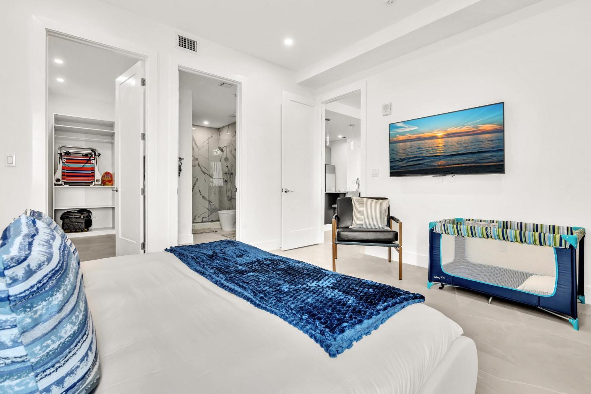 Ocean Wave Deluxe Brand New Fort Lauderdale