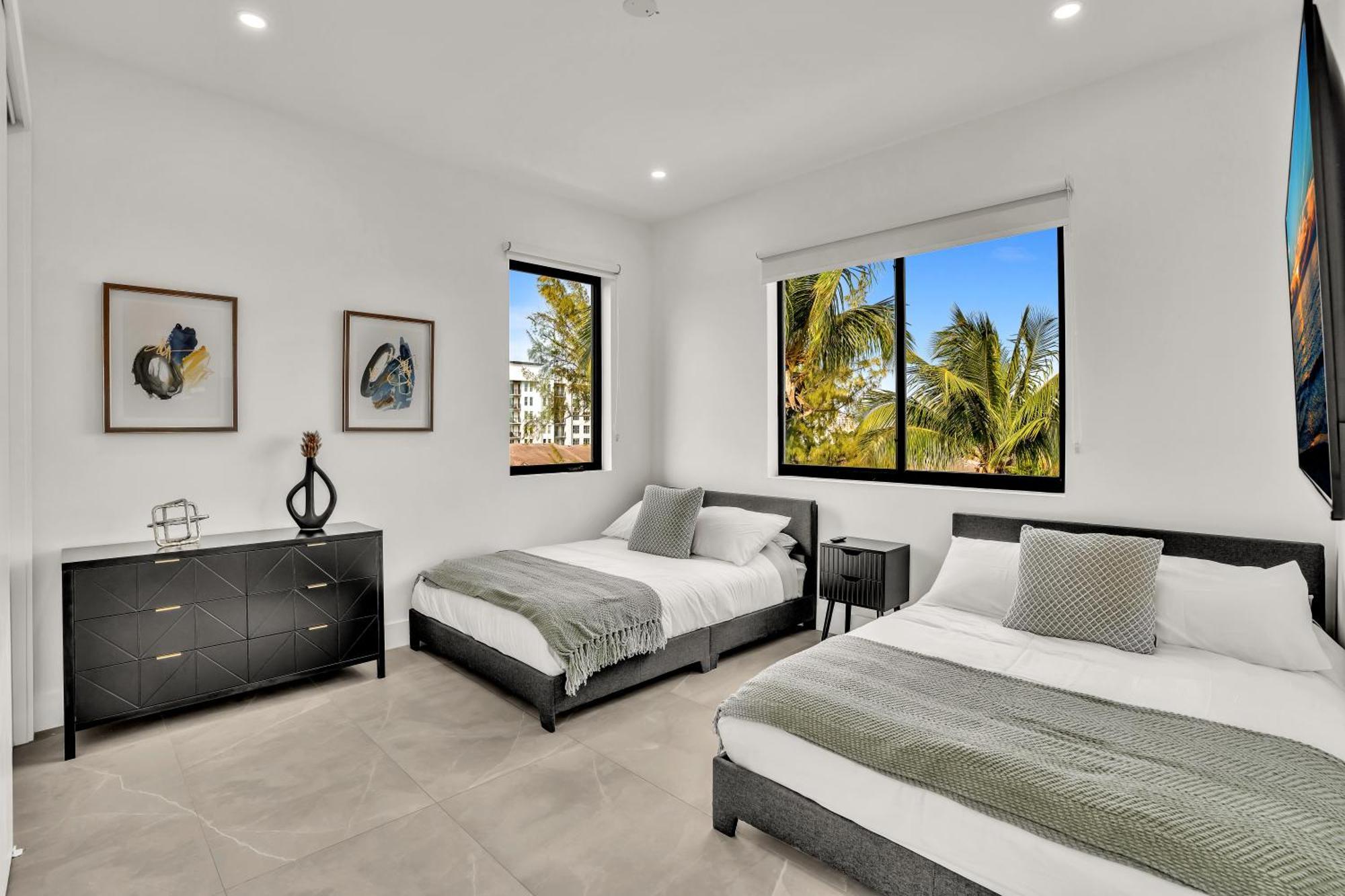 Ocean Wave Deluxe Brand New * Fort Lauderdale