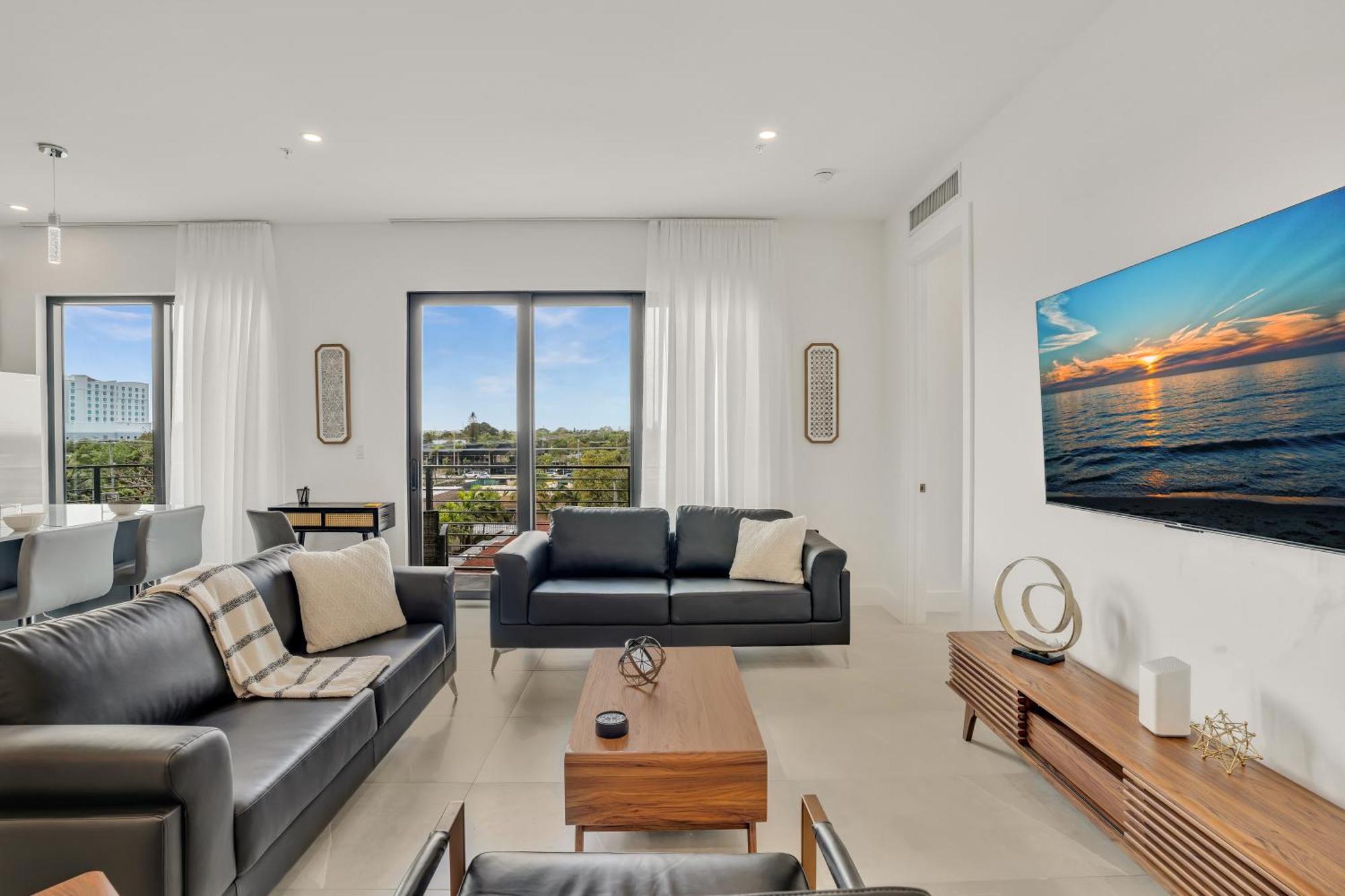 Ocean Wave Deluxe Brand New Fort Lauderdale