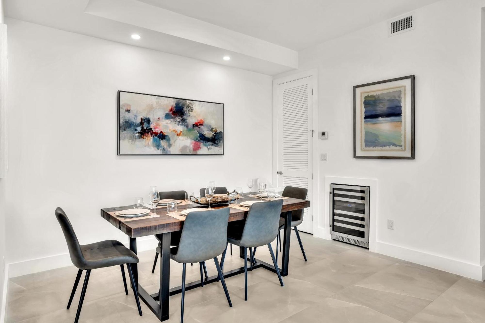 Ocean Wave Deluxe Brand New * Fort Lauderdale