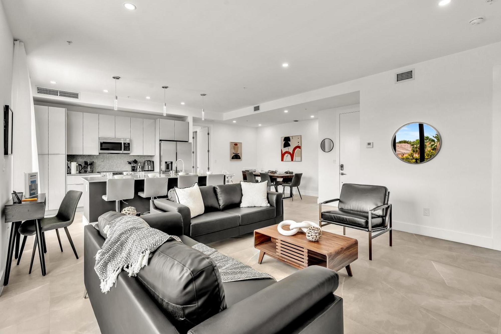 Ocean Wave Deluxe Brand New Apartment Fort Lauderdale