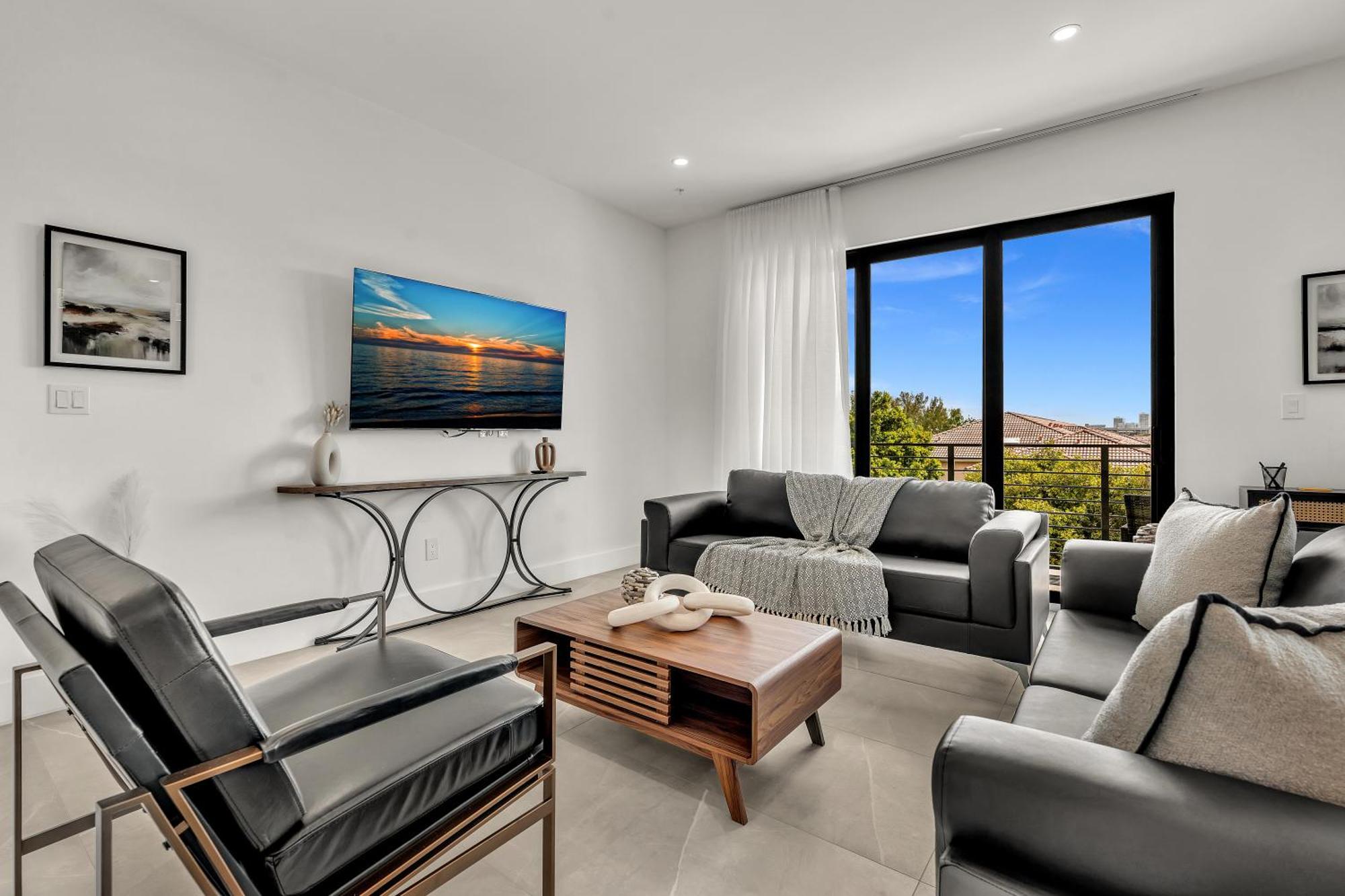 Ocean Wave Deluxe Brand New Fort Lauderdale