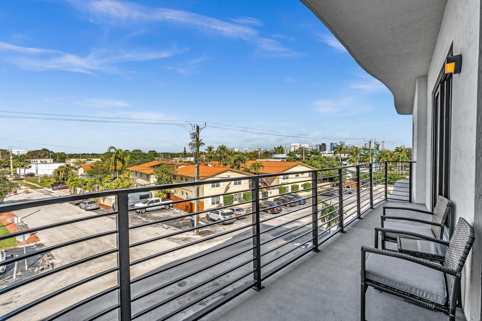 Apartment Ocean Wave Deluxe Brand New Fort Lauderdale