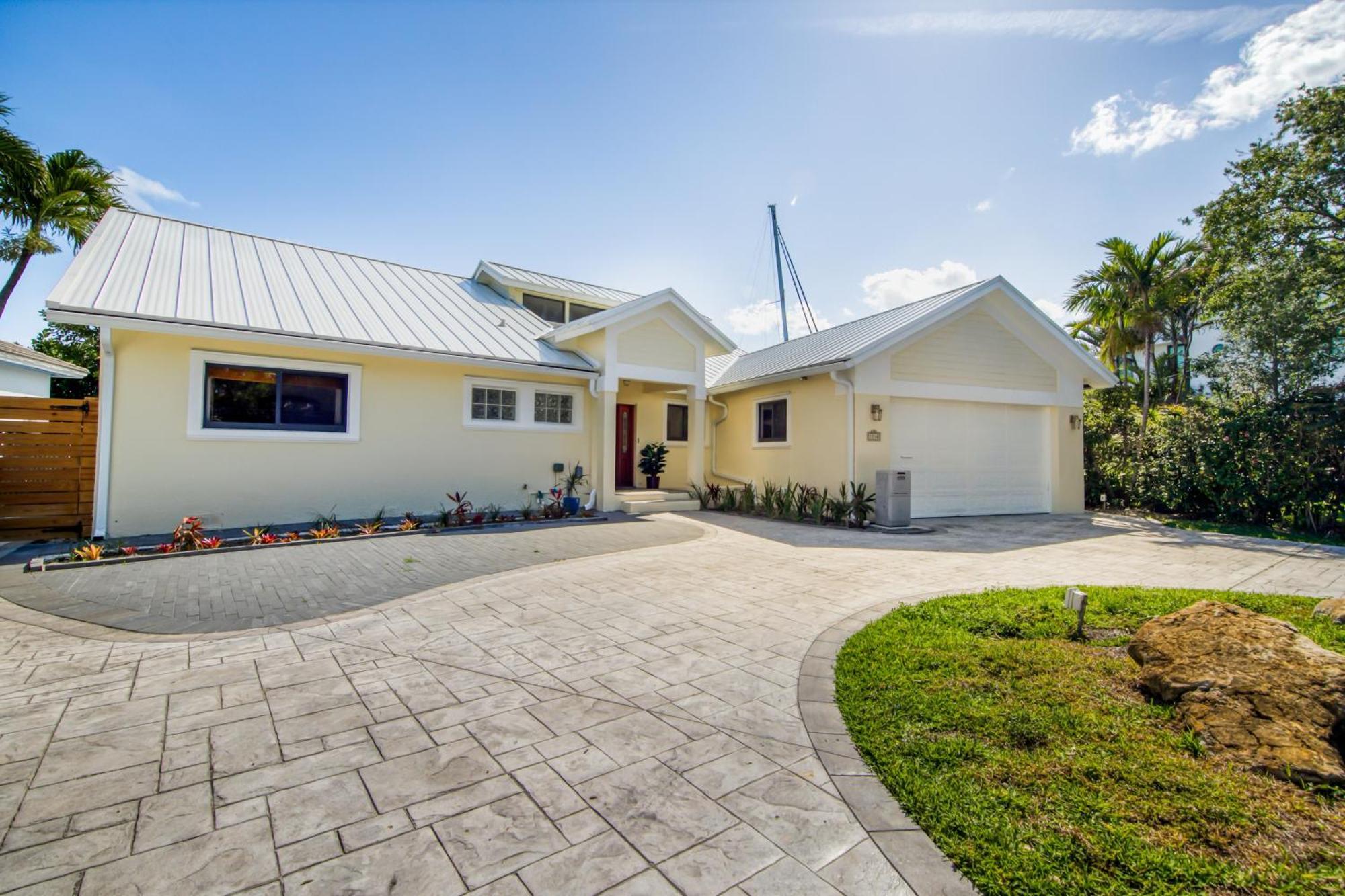 Marble House In Lauderdale Harbours *