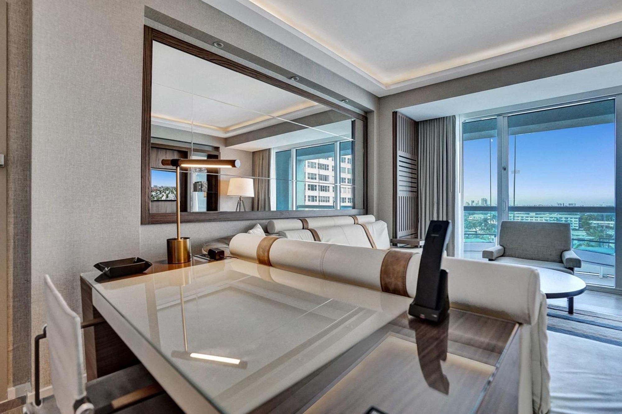 Chic Beachfront Bliss - Your Perfect 1 Bedroom Retreat! * Fort Lauderdale