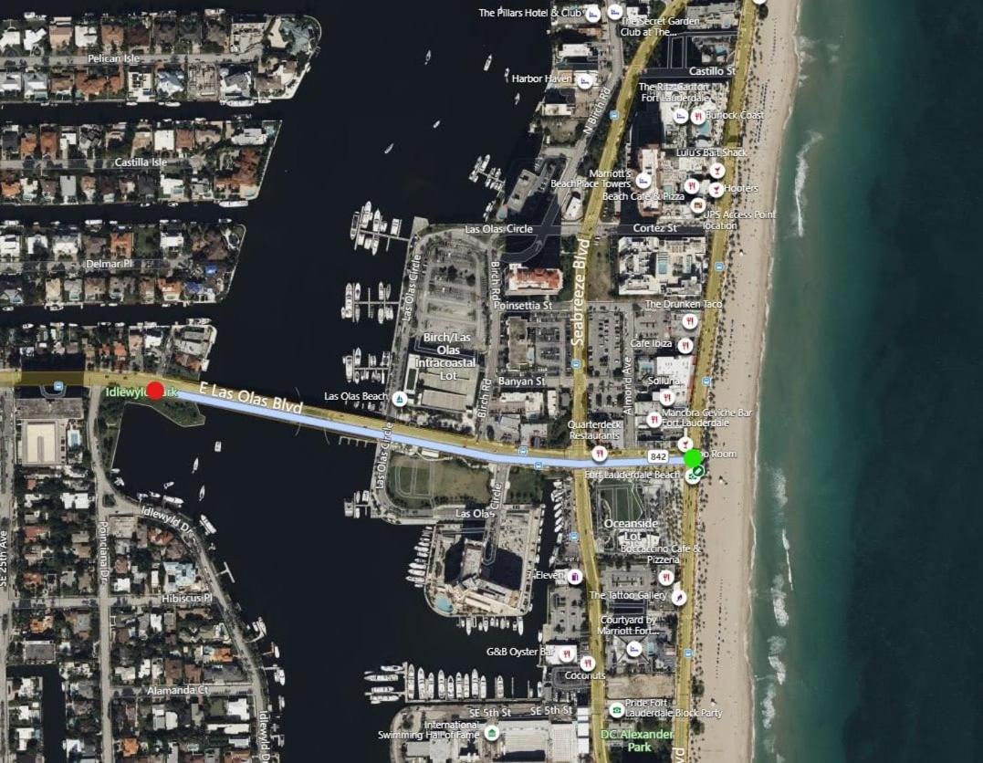 On Intracoastal In Proximity Waterfront Views Access Fogg Key Vlllas Holiday home Fort Lauderdale