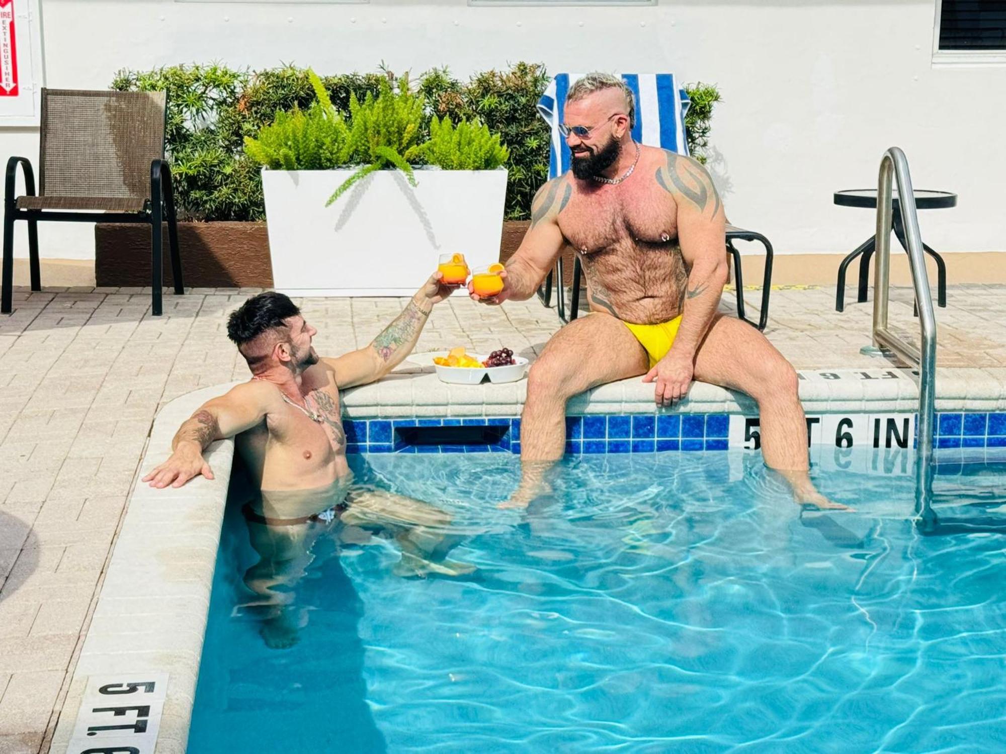 The Grand And & Worthington Male Resort