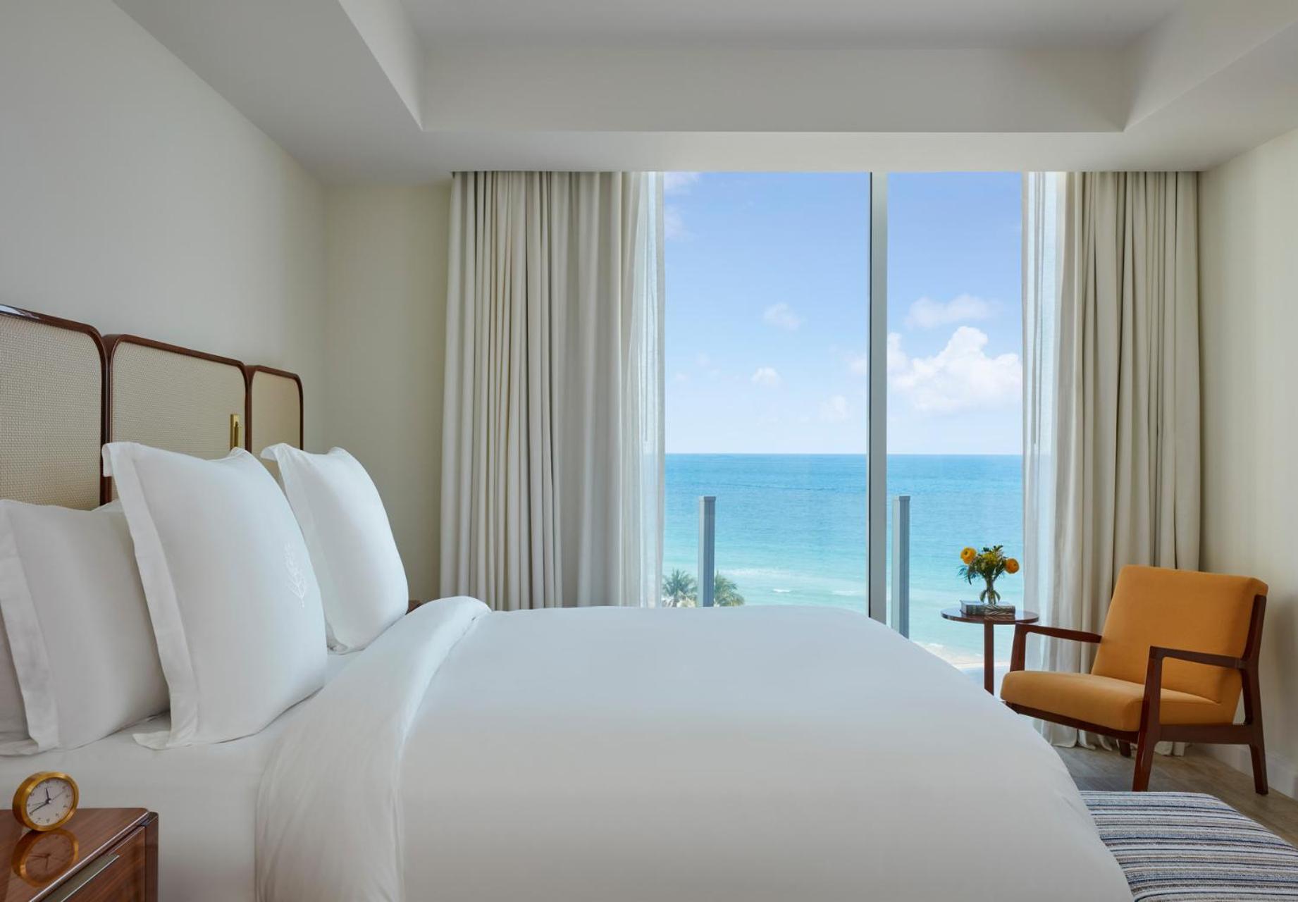 Hotel Four Seasons And Residences Lauderdale 5*