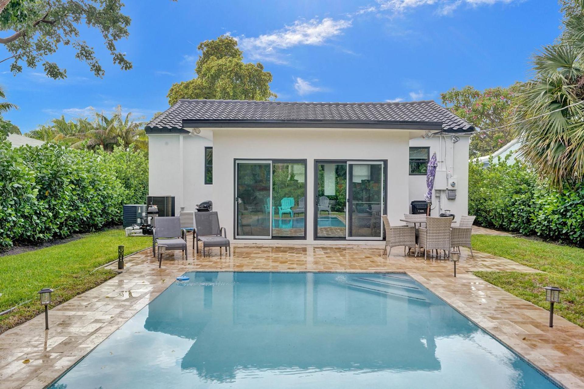 Private Tropical Oasis - Heated Pool For 1 To 6 Holiday home *