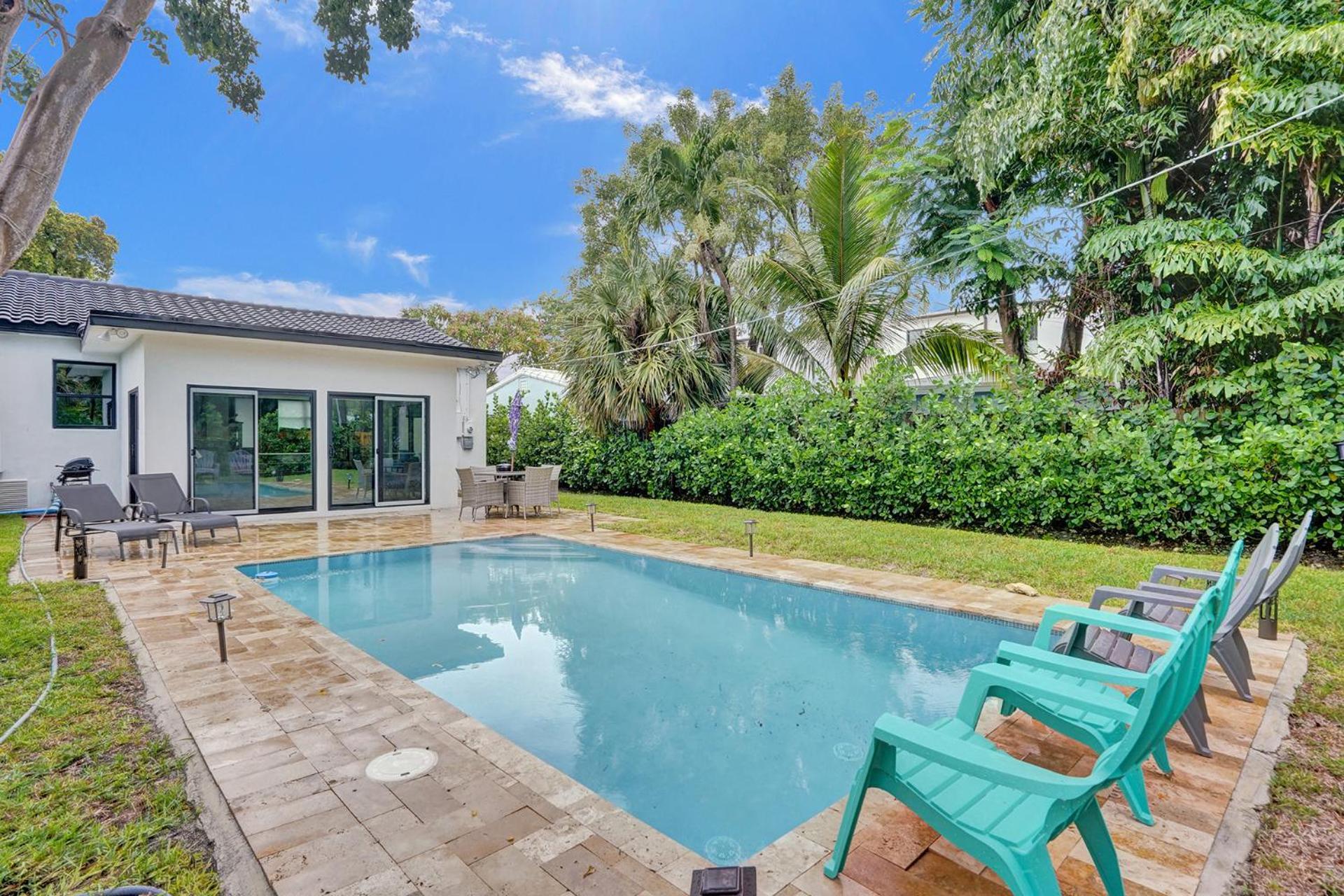 Private Tropical Oasis - Heated Pool For 1 To 6 Holiday home *