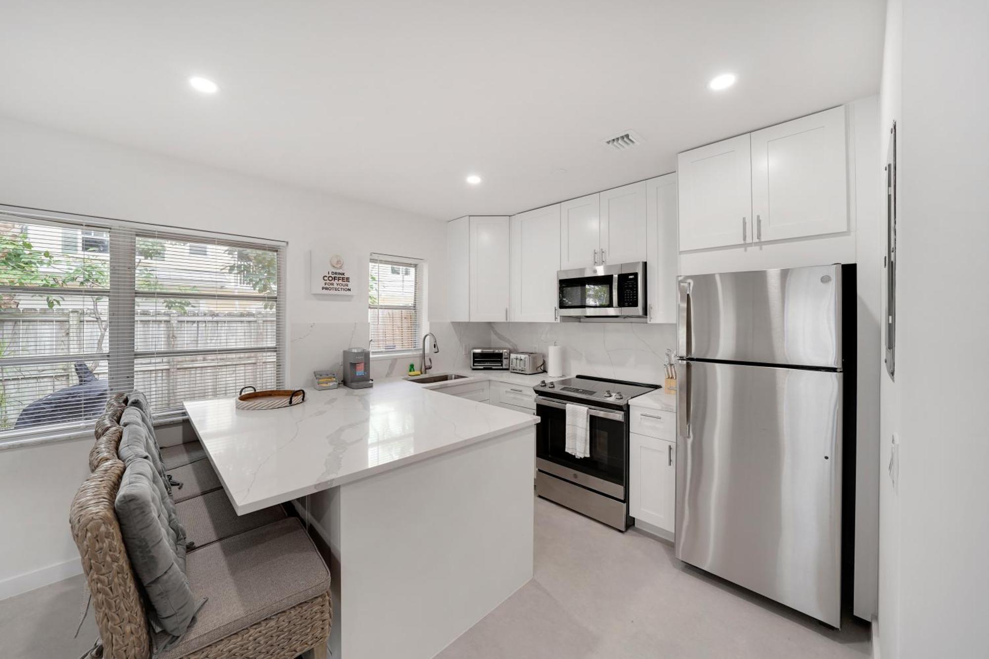Lovely 2 Bedroom - Just Beachy By Pmi * Fort Lauderdale