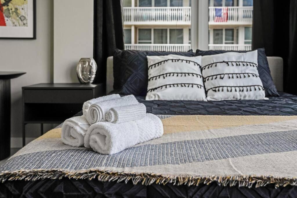 Relaxing Escape Oceanfront Pool Gem On The