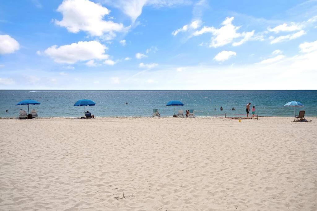 Apartment Relaxing Escape Oceanfront Pool Gem On The Fort Lauderdale