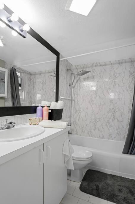 Relaxing Escape Oceanfront Pool Gem On The Apartment Fort Lauderdale