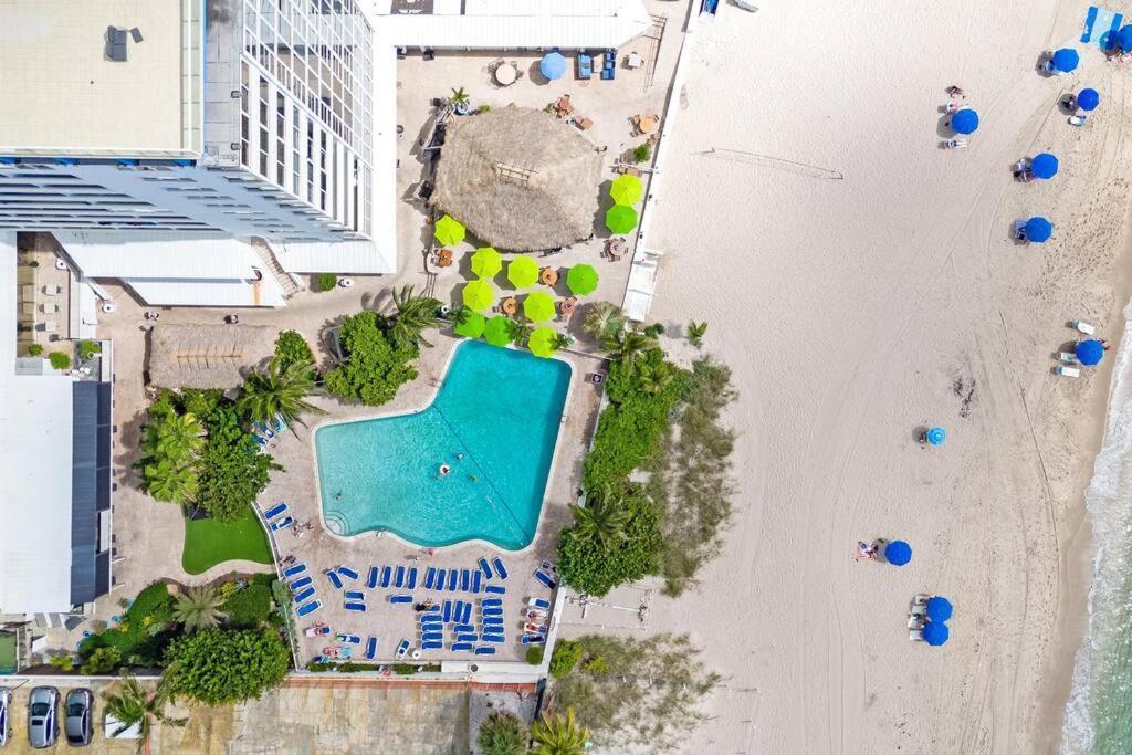 Relaxing Escape Oceanfront Pool Gem On The