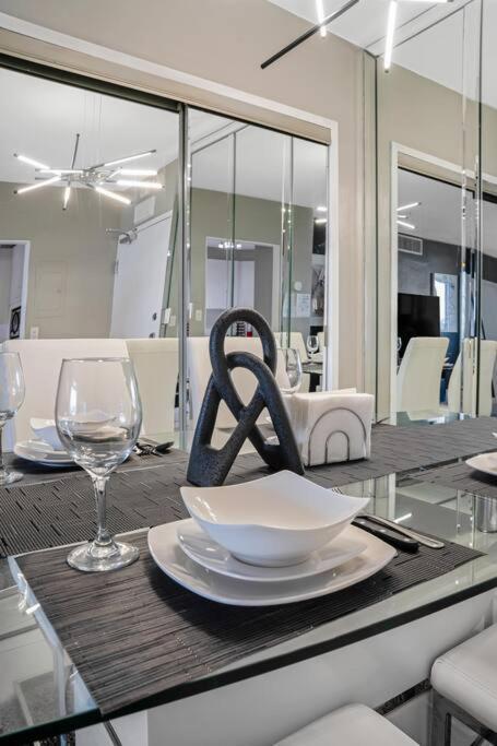 Apartment Relaxing Escape Oceanfront Pool Gem On The Fort Lauderdale