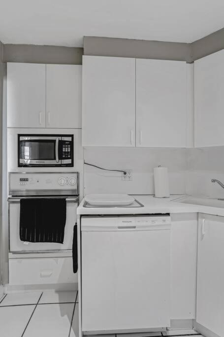 Apartment Relaxing Escape Oceanfront Pool Gem On The Fort Lauderdale