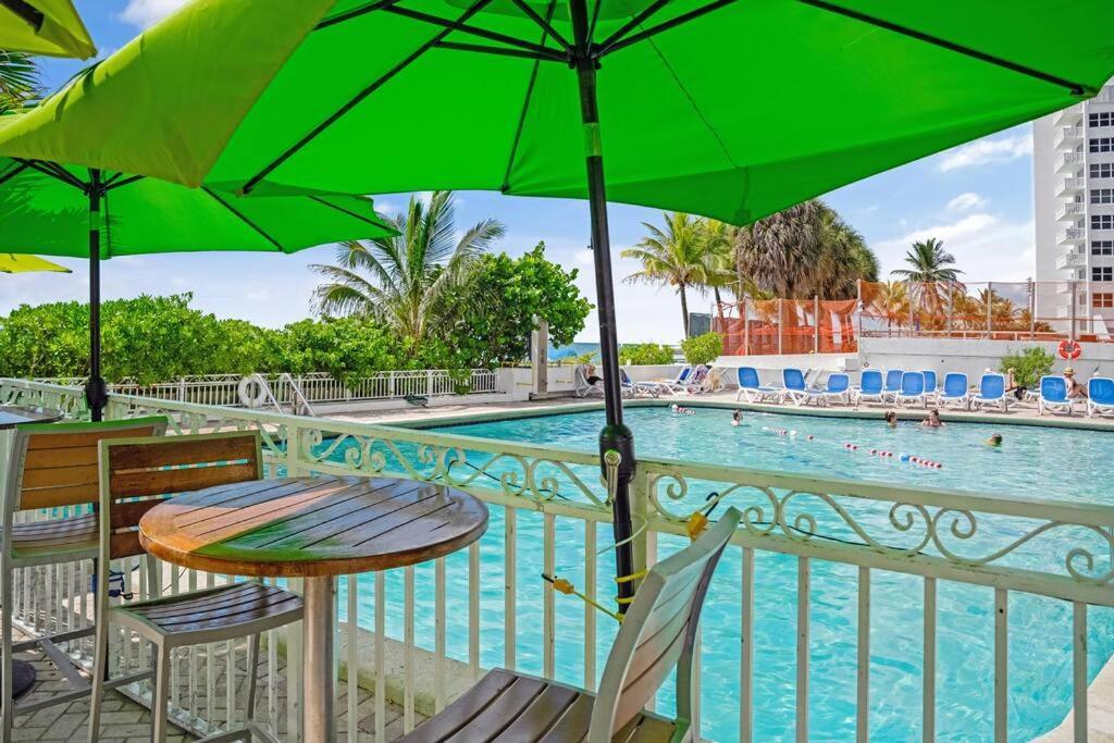 Relaxing Escape Oceanfront Pool Gem On The Apartment *
