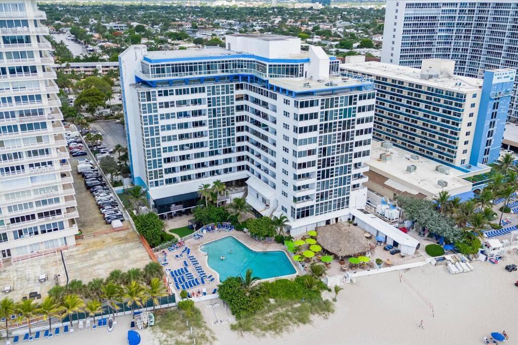Relaxing Escape Oceanfront Pool Gem On The Apartment *
