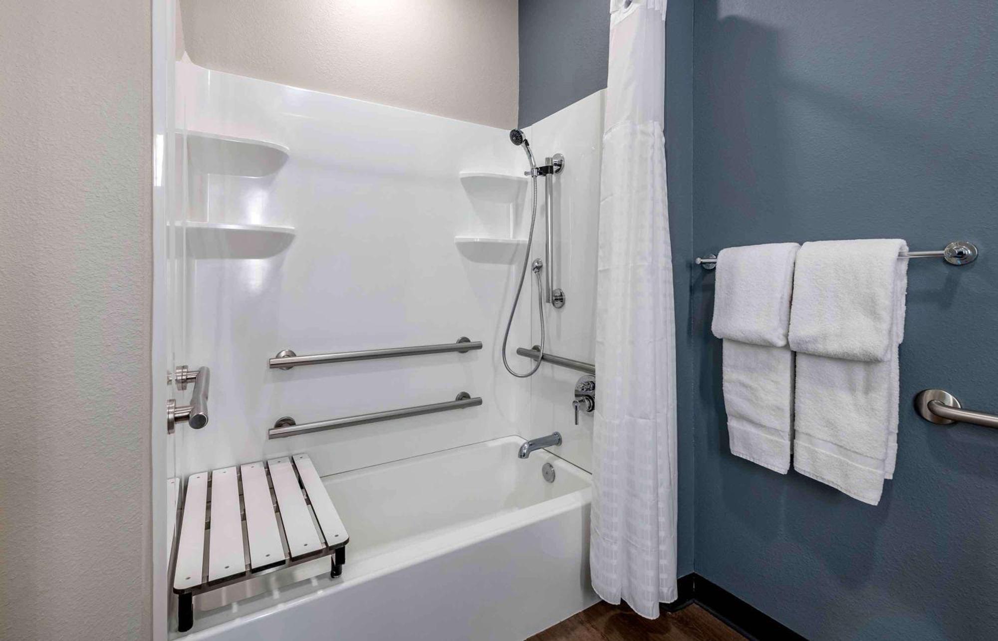 Extended America Premier - Lauderdale - Convention Center - Cruise Port Hotel 2*