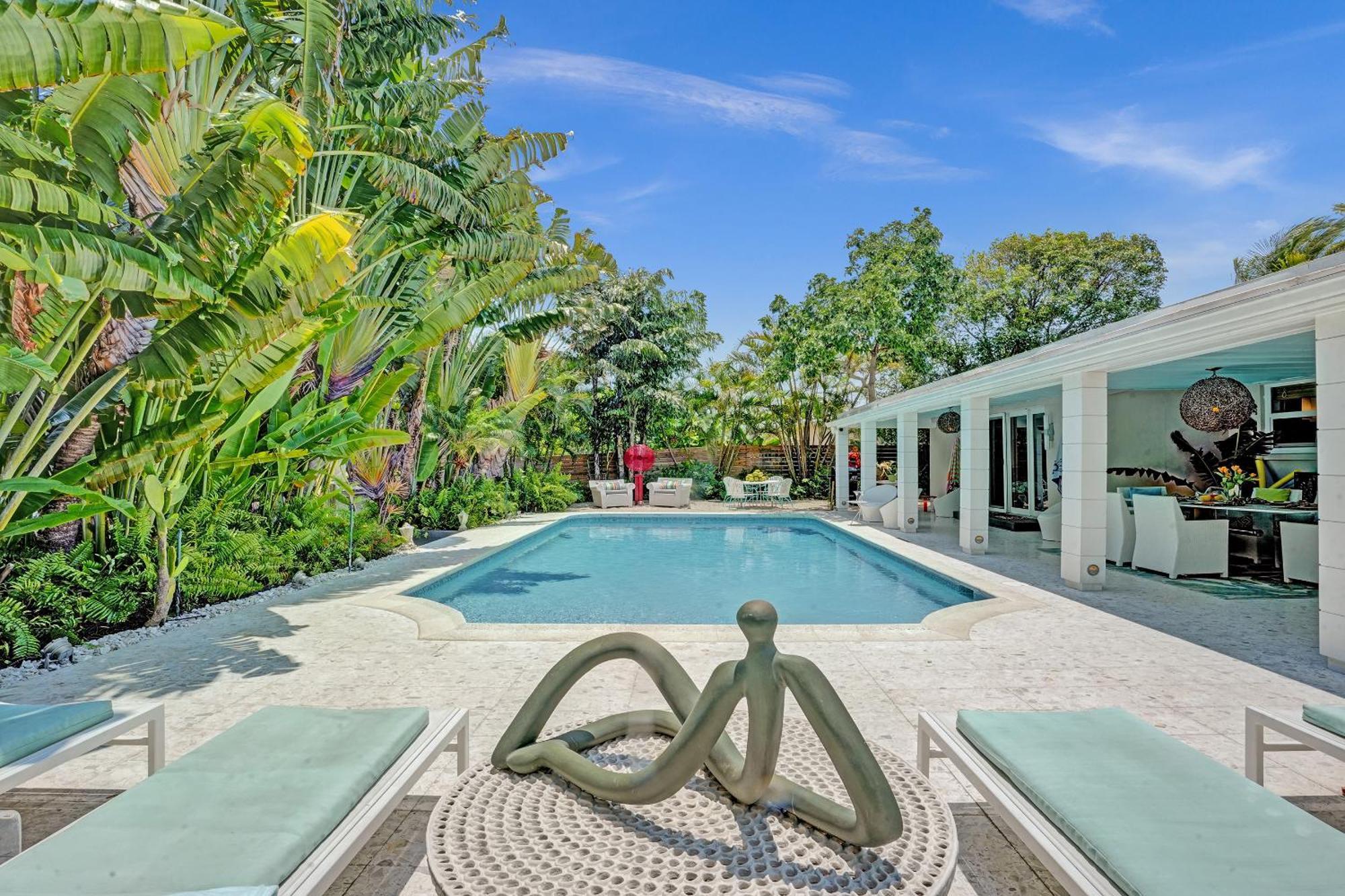 New! Waterfront Heated Pool, Fishing Pier, Designer Touches, 2mi To *