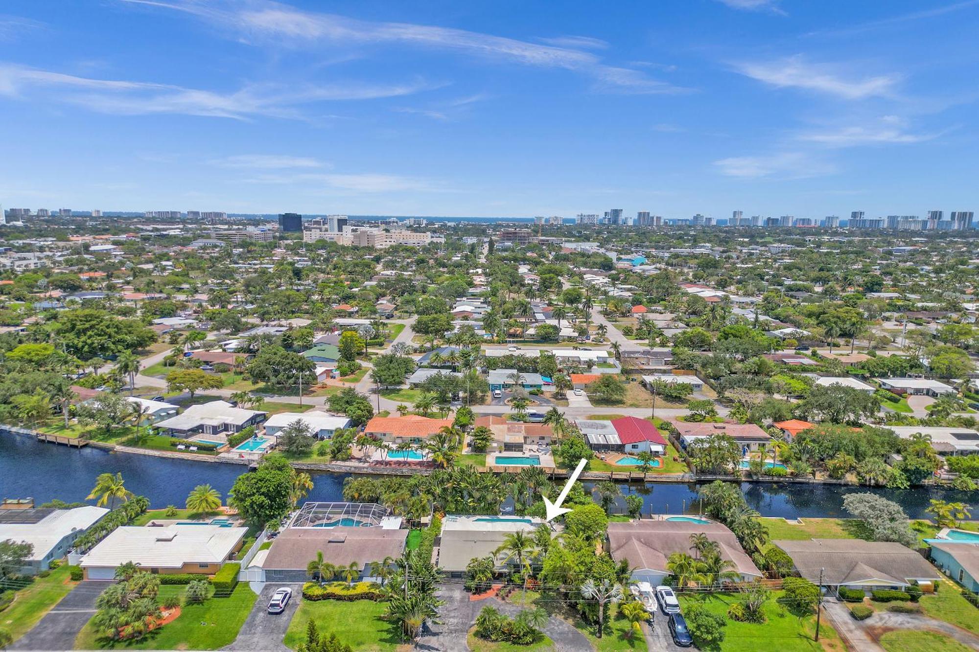 New! Waterfront Heated Pool, Fishing Pier, Designer Touches, 2mi To Fort Lauderdale