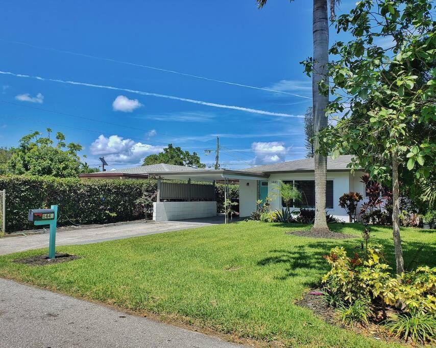Private Paradise With Lap Pool Close To The Center Holiday home *