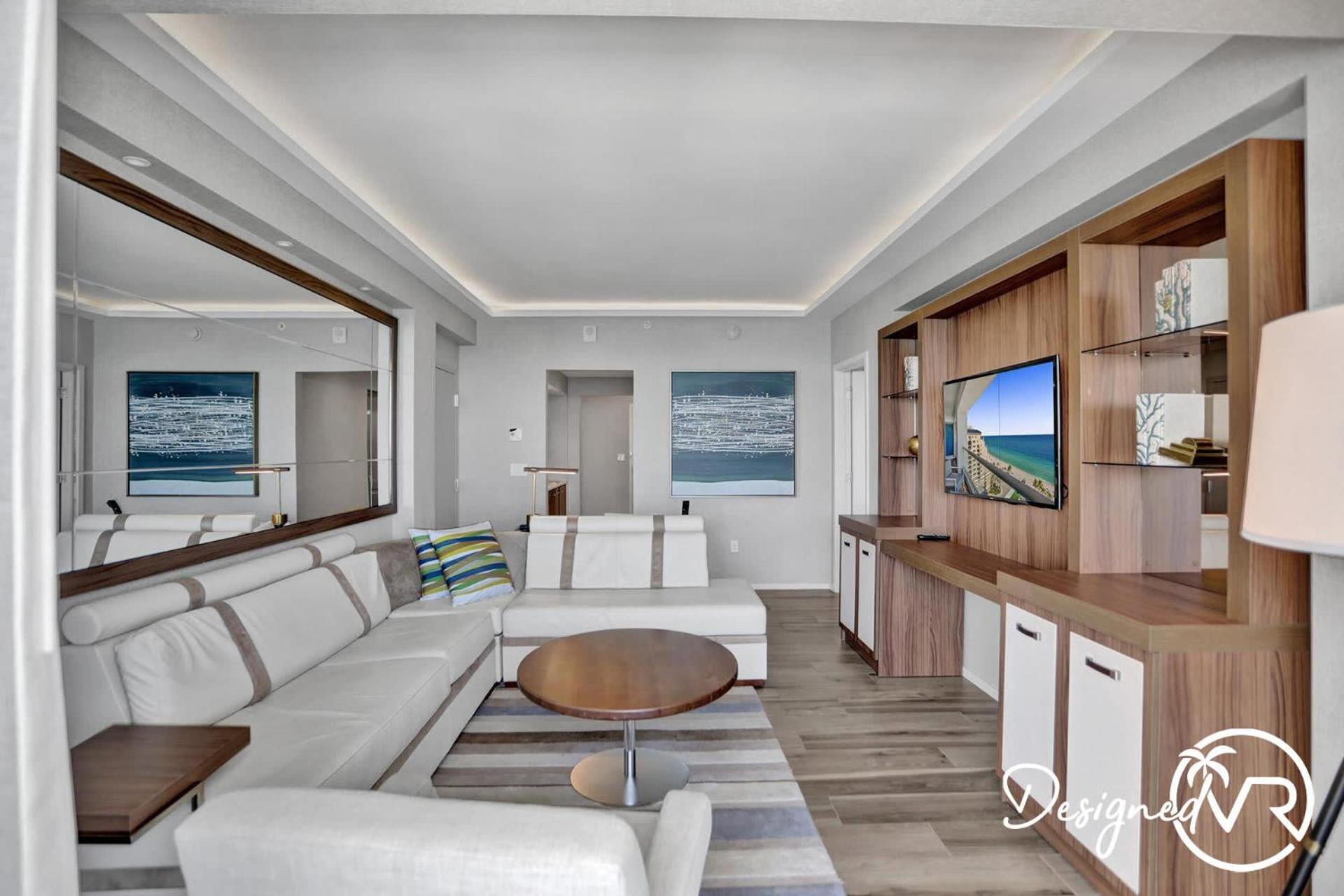 Apartment Stunning Beachfront Luxury- Your Perfect Getaway!