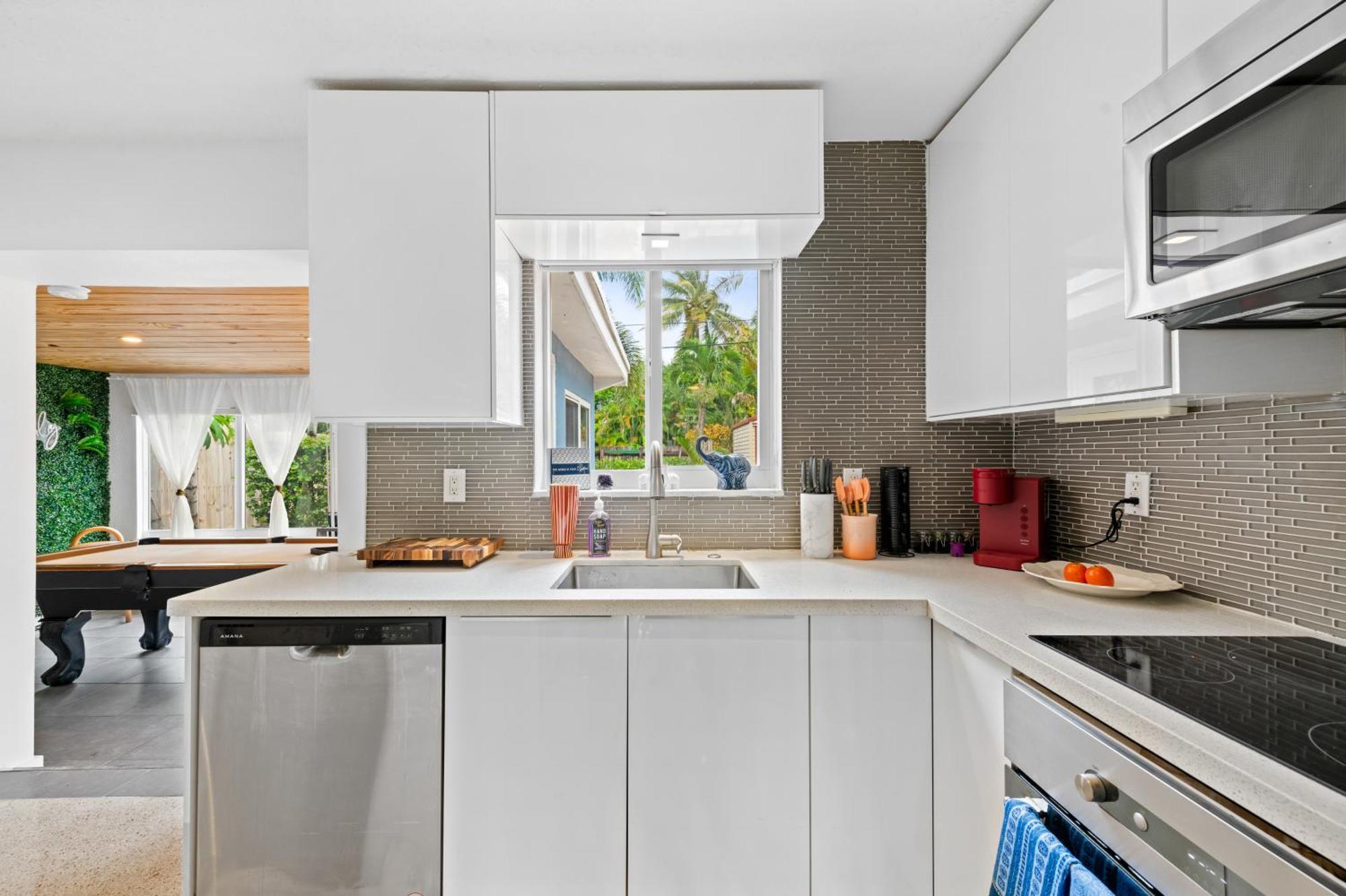 3br Villa! Amazing Pool, Bbq, Billiards, Near Beach!! Fort Lauderdale
