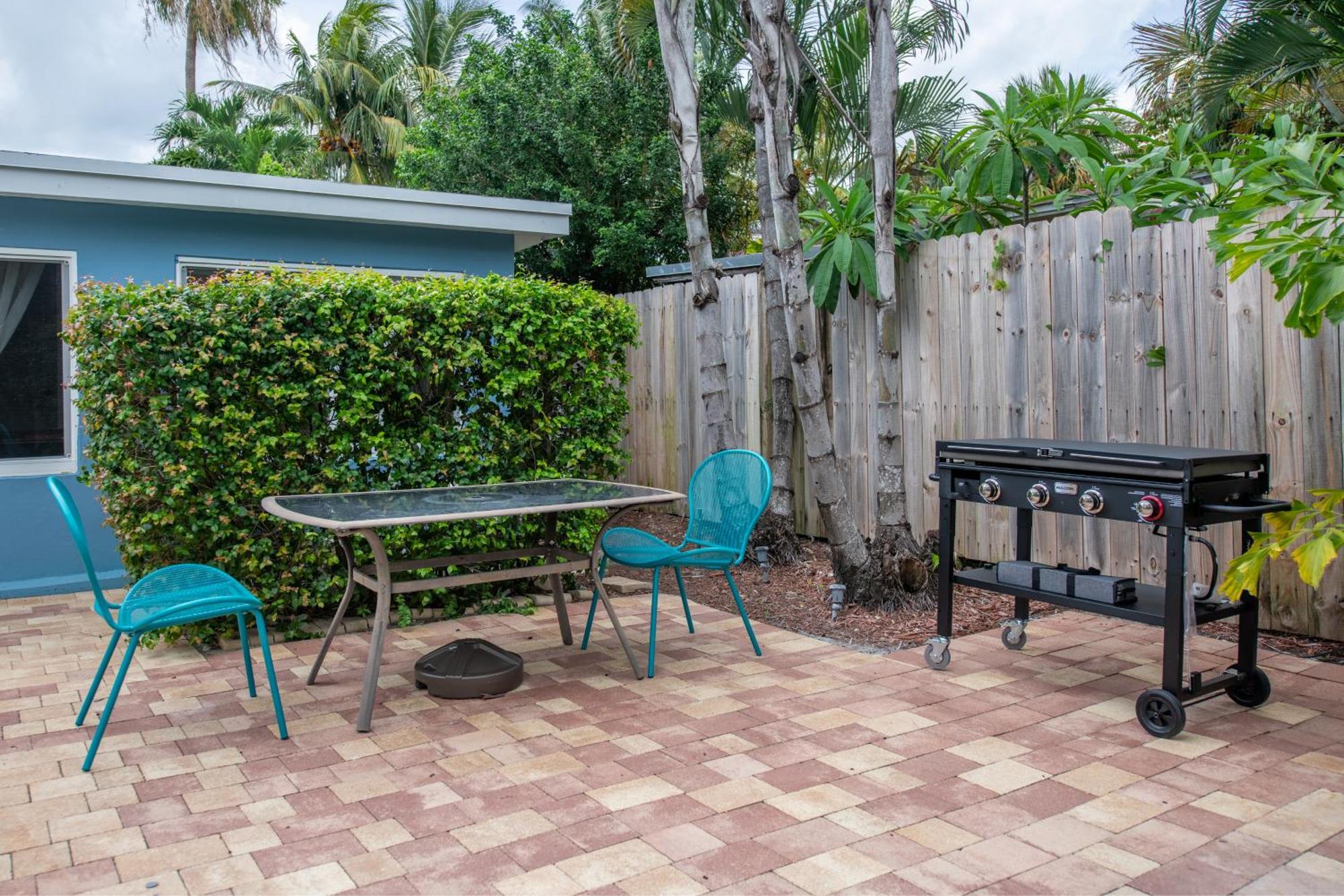 Holiday home 3br Villa! Amazing Pool, Bbq, Billiards, Near Beach!! *