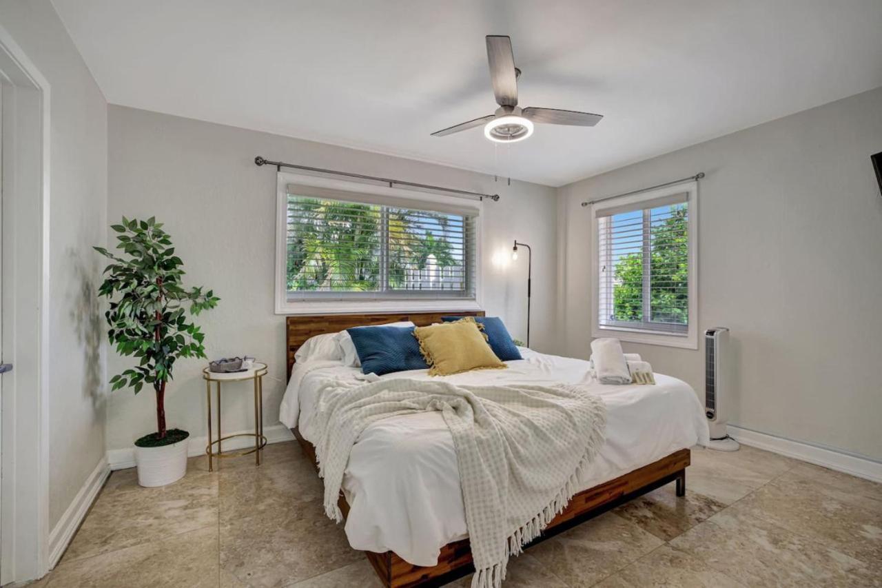 Stylish 2br 3ba With Heated Pool Walkable * Fort Lauderdale